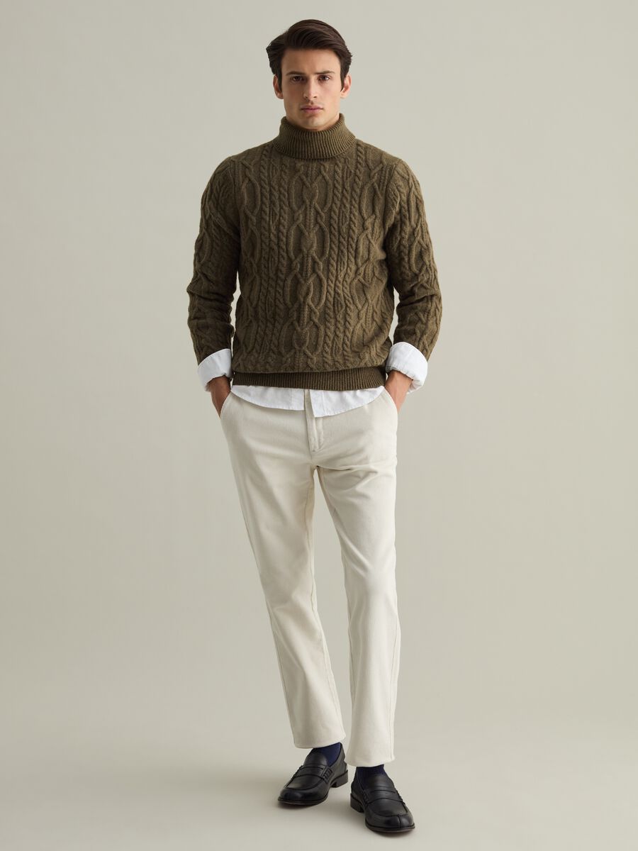 Cable-knit pullover with high neck_0