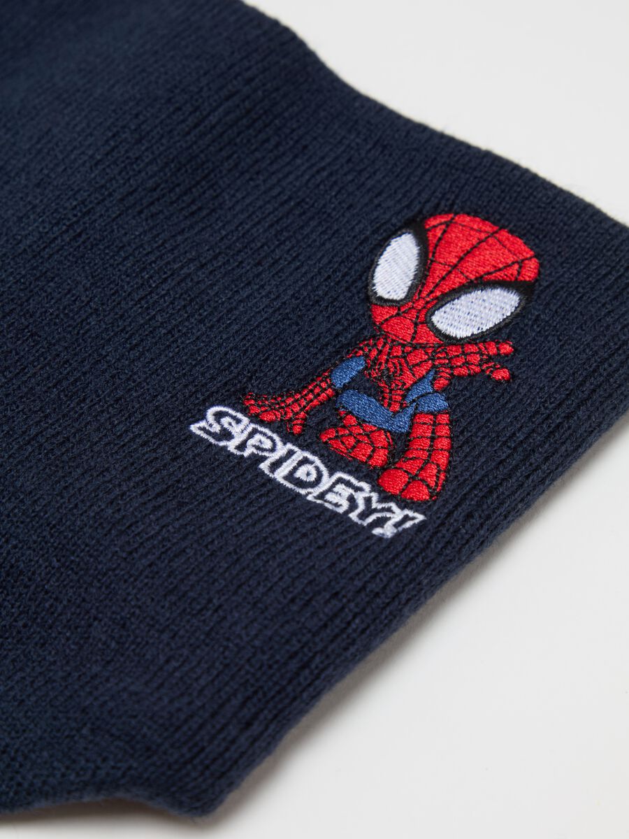 Knitted neck warmer with Spidey embroidery_1