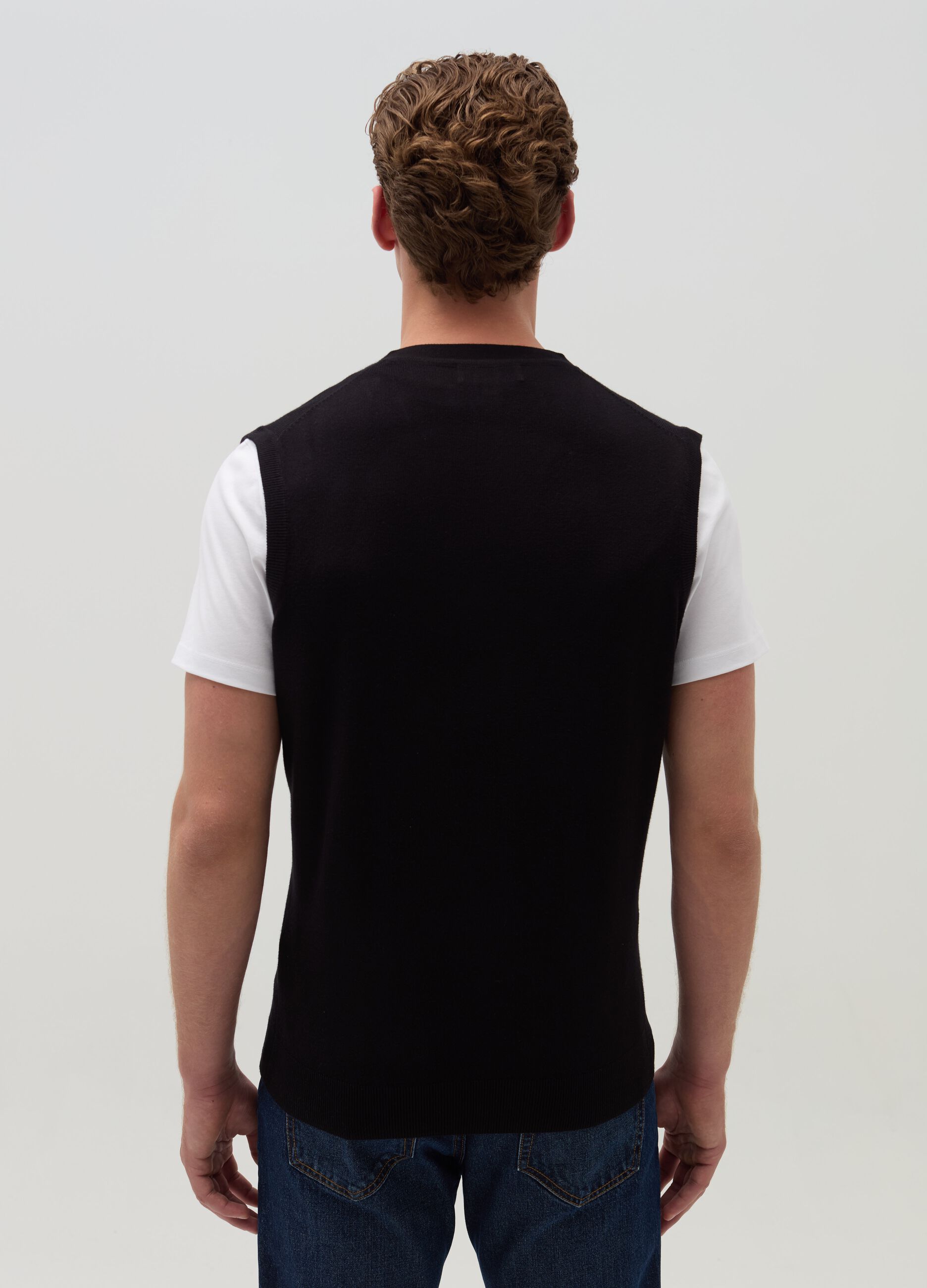 Gilet with V neck