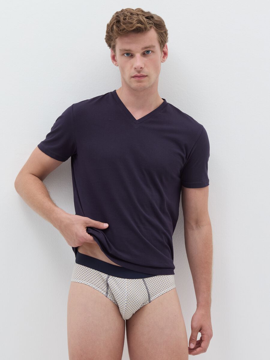 Three-pack briefs with external elastic and pattern_1