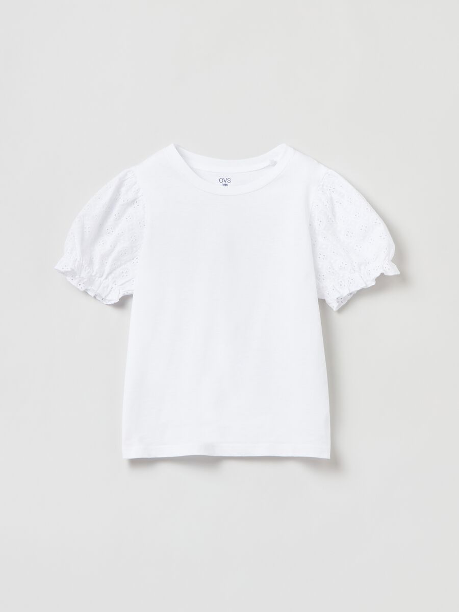 T-shirt with puff sleeves in broderie anglaise_0