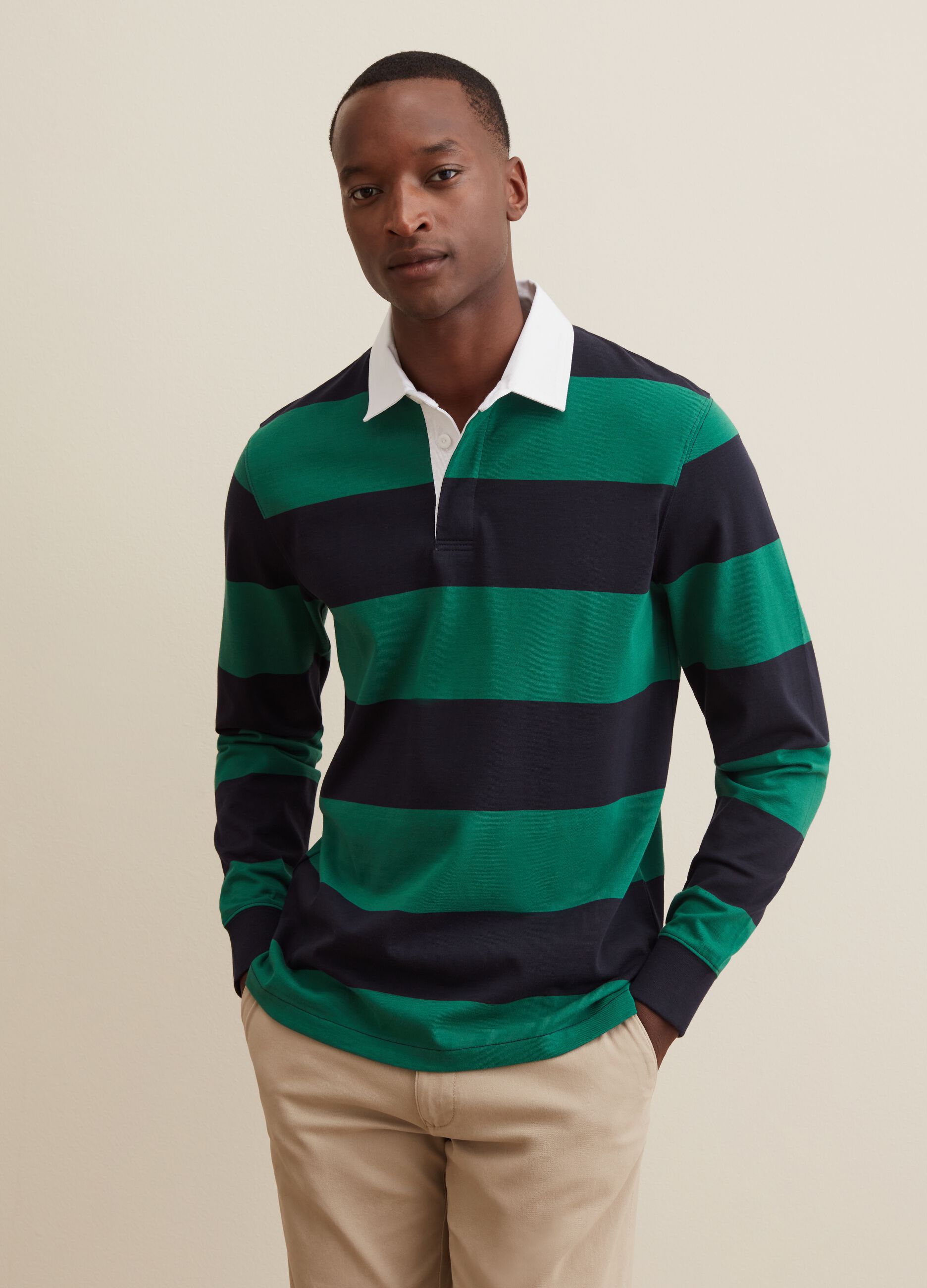 Polo shirt with long sleeves and striped pattern