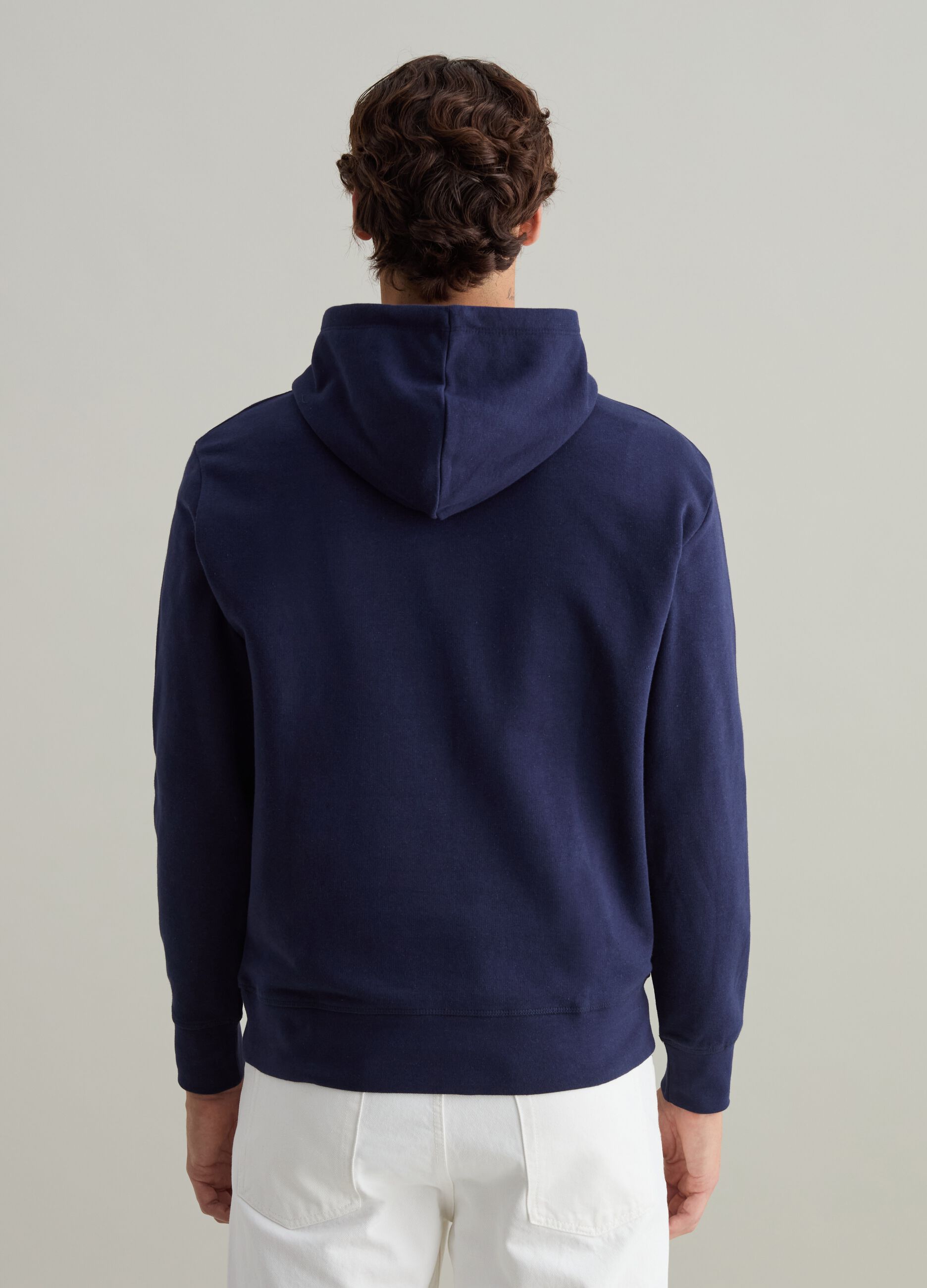 Hoodie with V detail