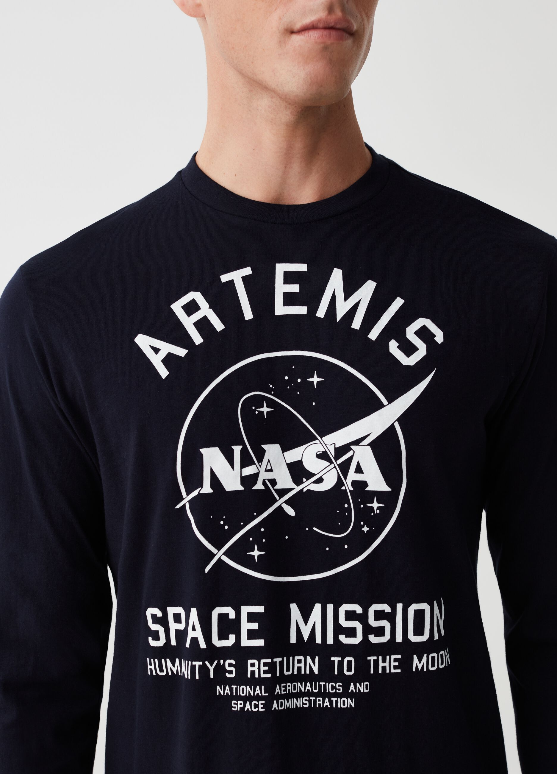 Long pyjamas with NASA Artemis Mission print