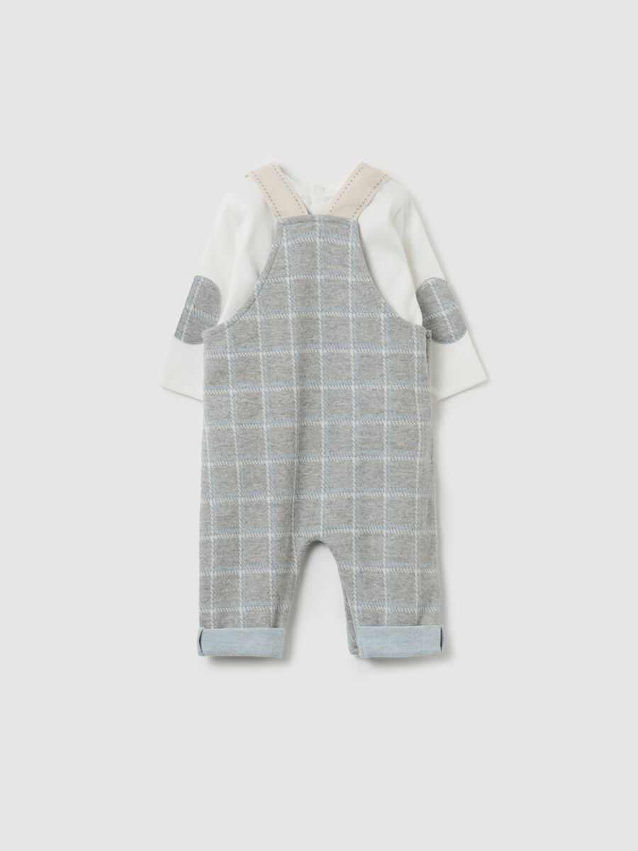 T-shirt and dungarees set with check print_1