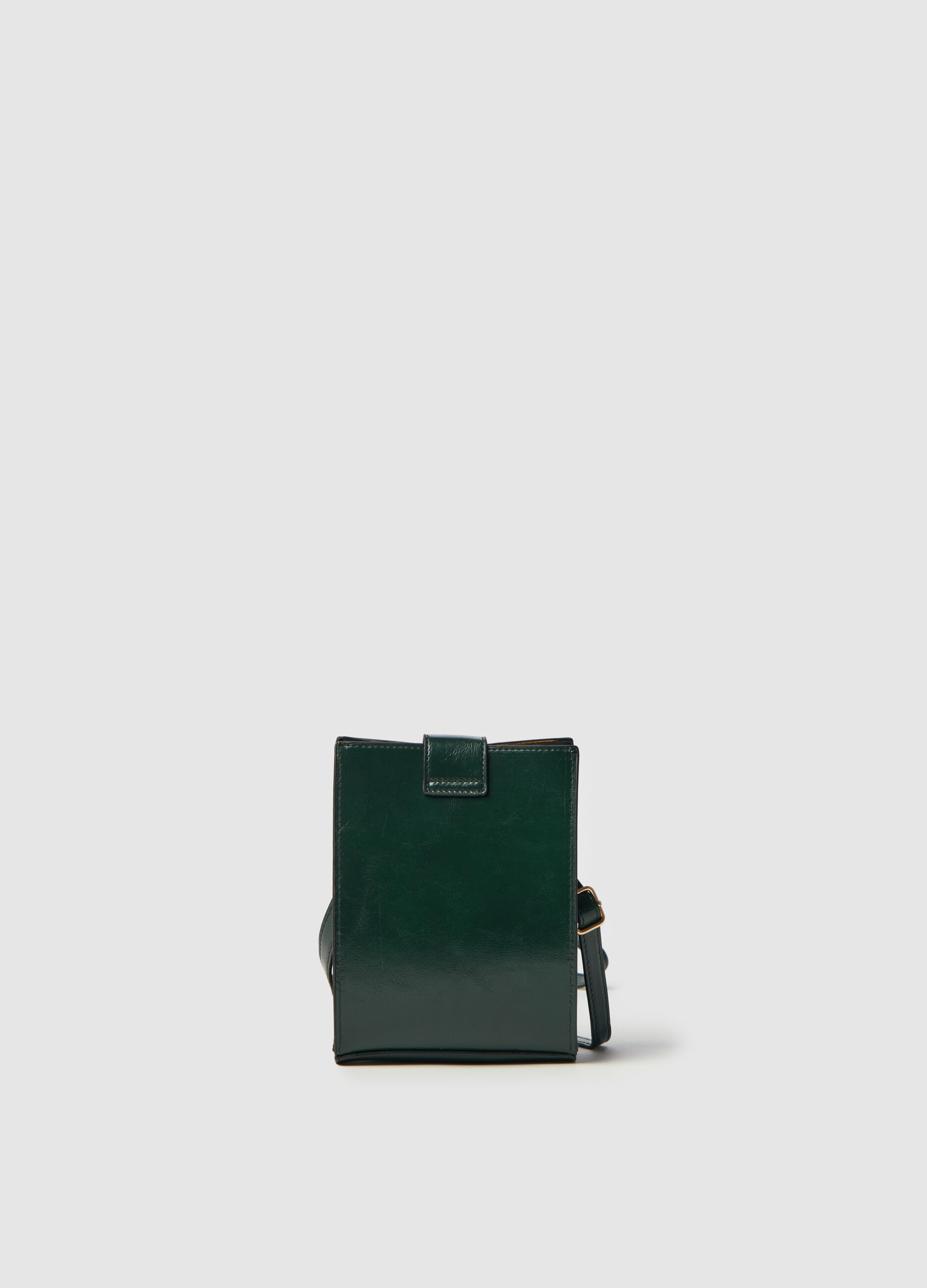 Squared bag with shoulder strap