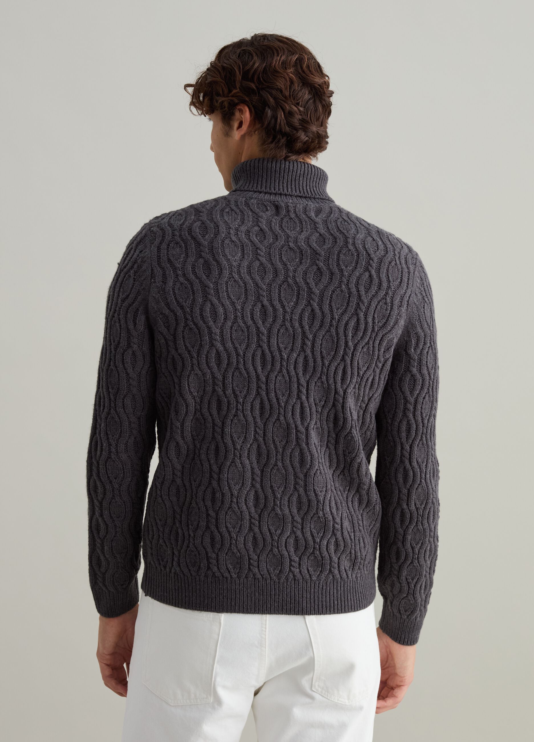 High-neck pullover with wavy design