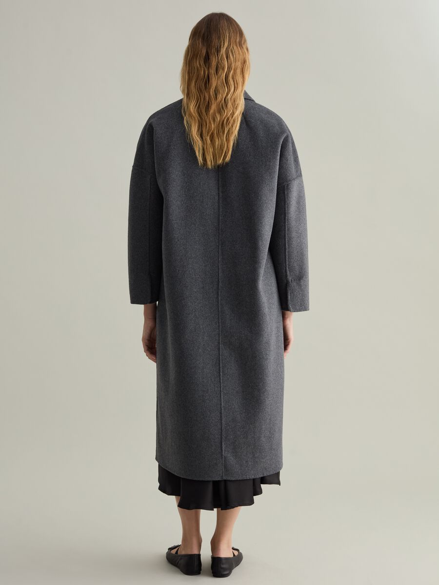 Contemporary long coat with belt_3