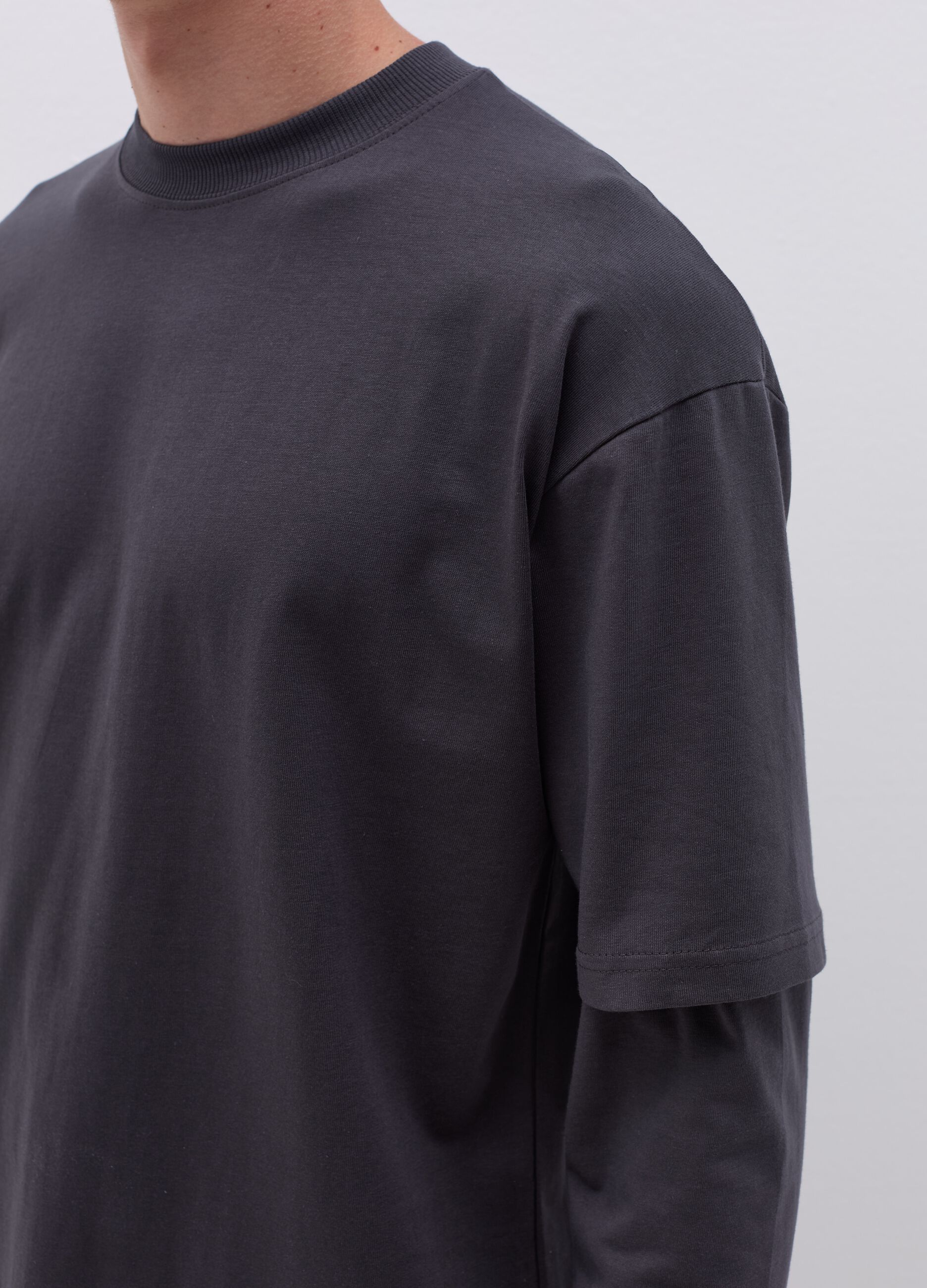 Double-sided T-shirt with layered sleeves