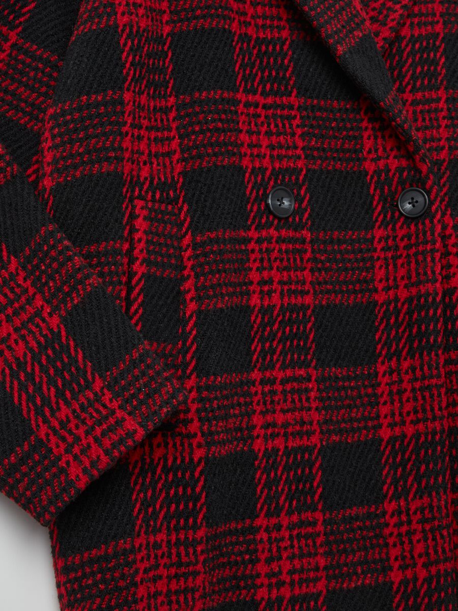 Double-breasted coat in check tweed_1