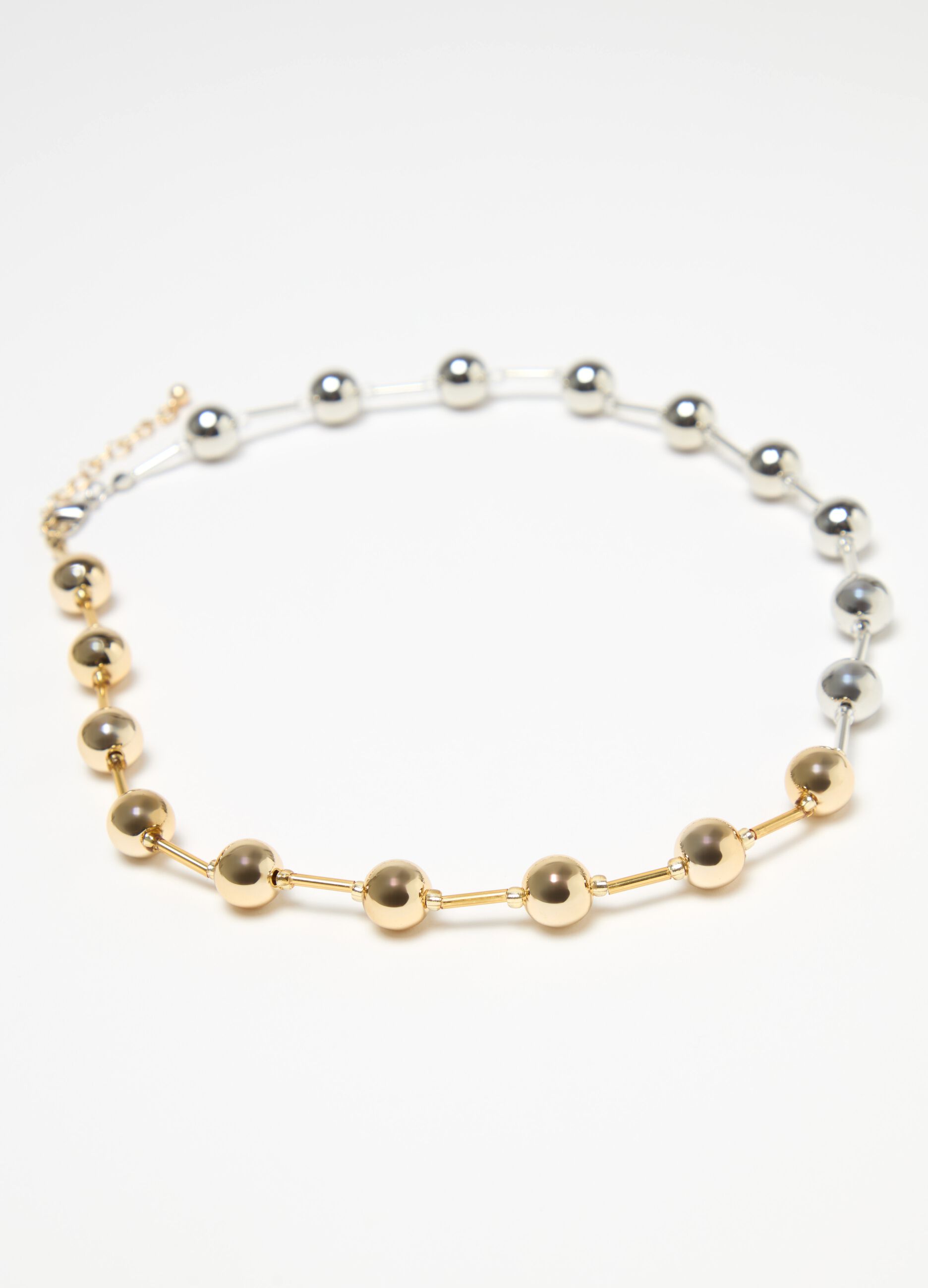 Bracelet with two-tone beads