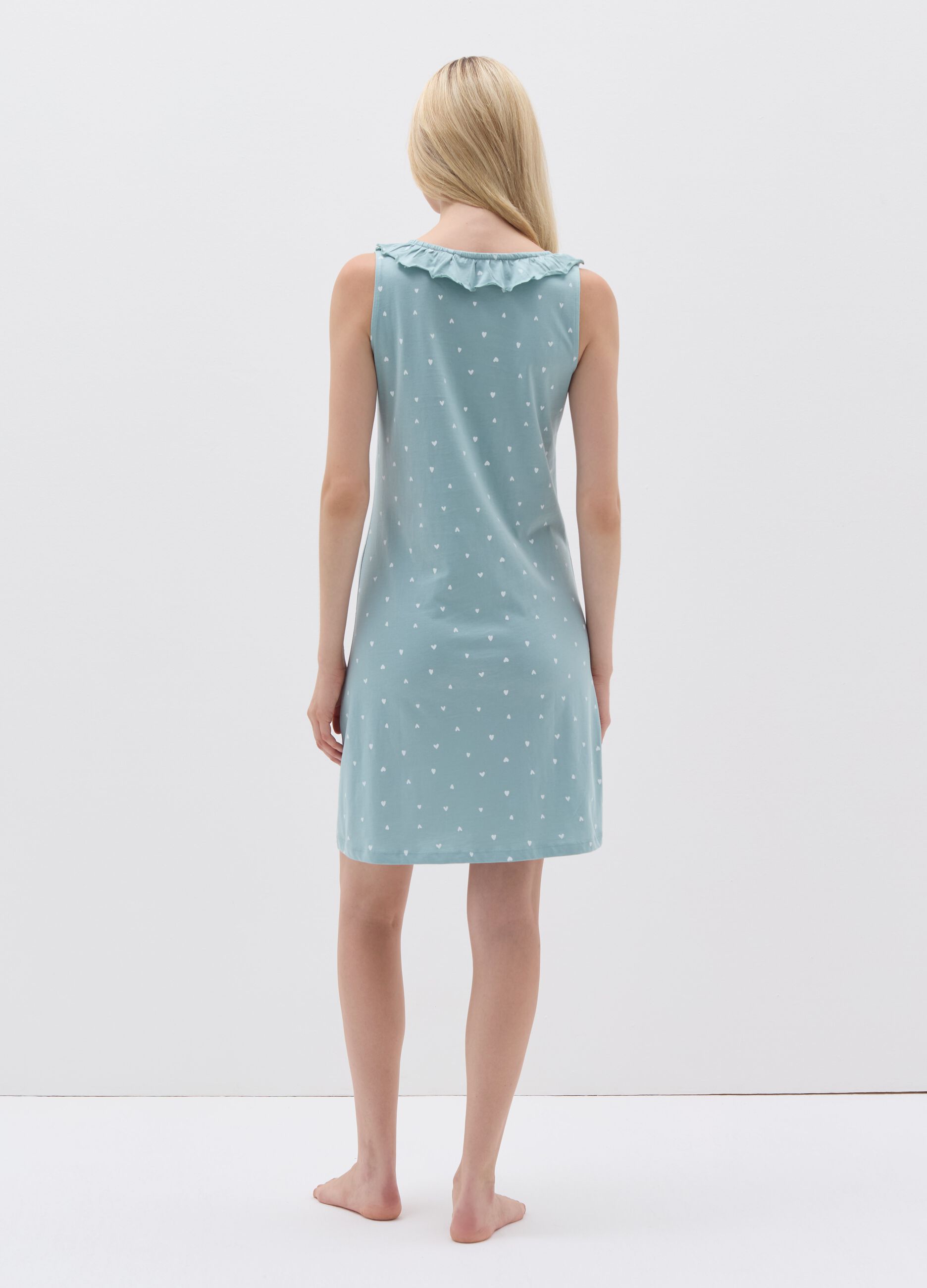 Nightdress with small hearts print