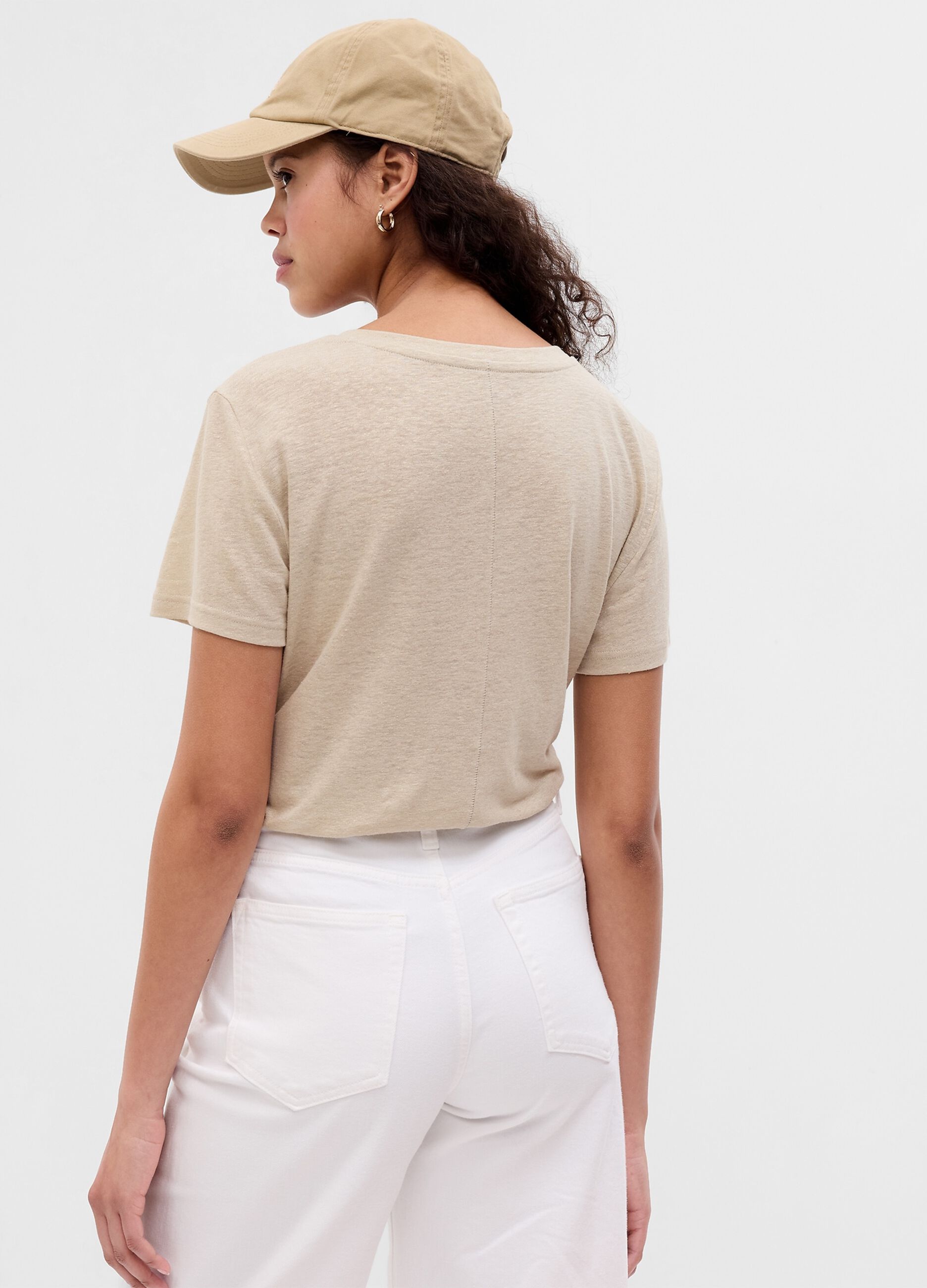 Linen blend T-shirt with V neck