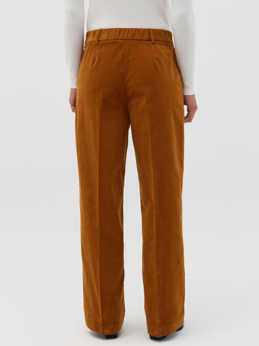 Straight-fit trousers in corduroy with darts_2