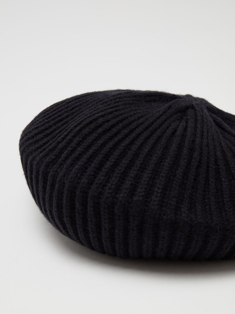 French beret with ribbed knit_1