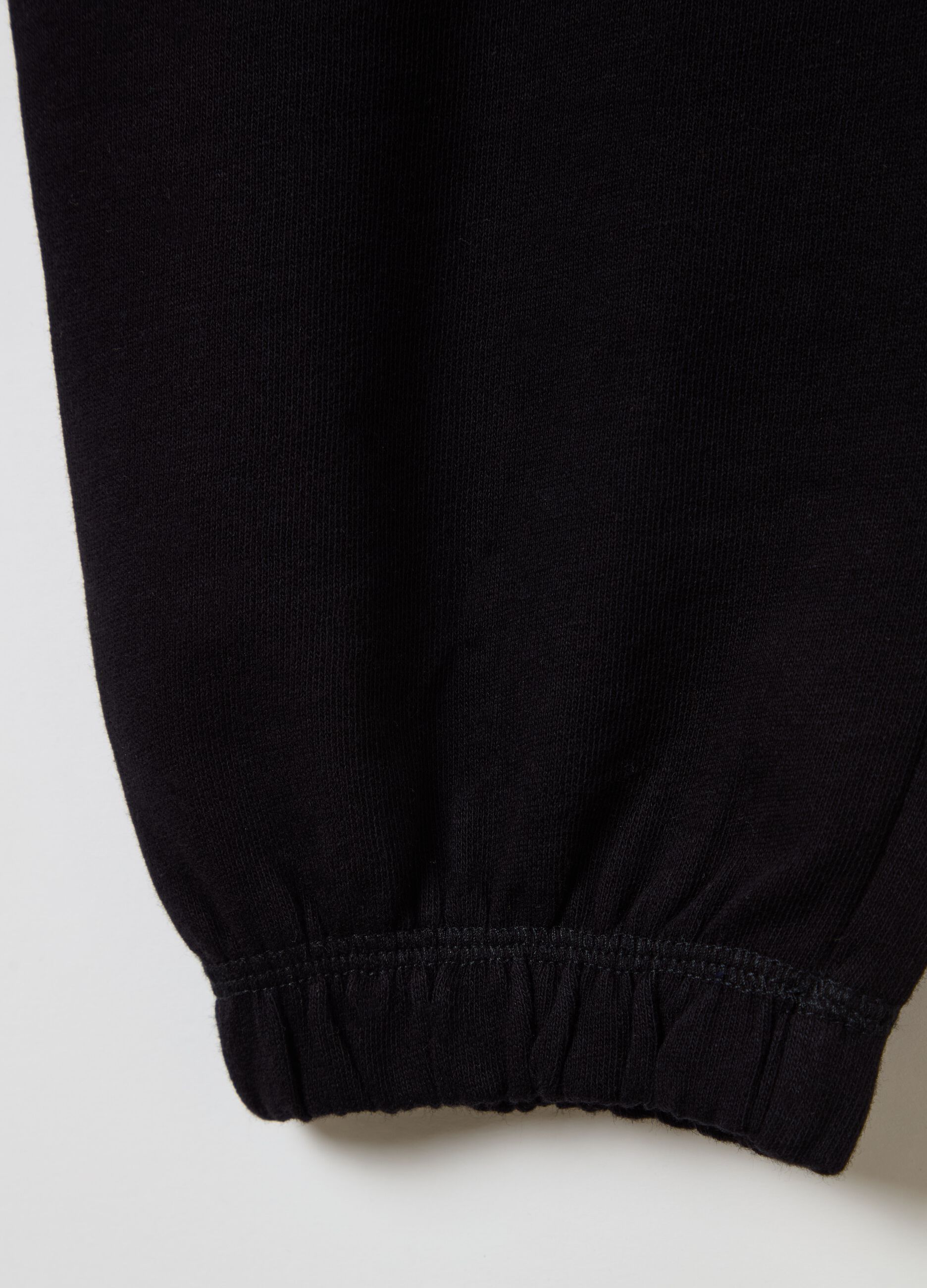 Fleece joggers with elasticated edging