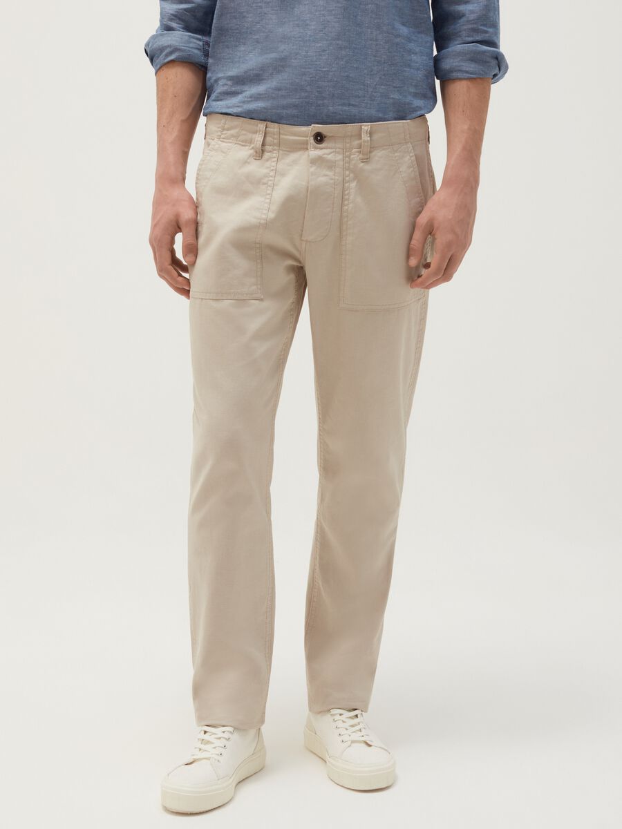 Regular-fit trousers in cotton and linen_1