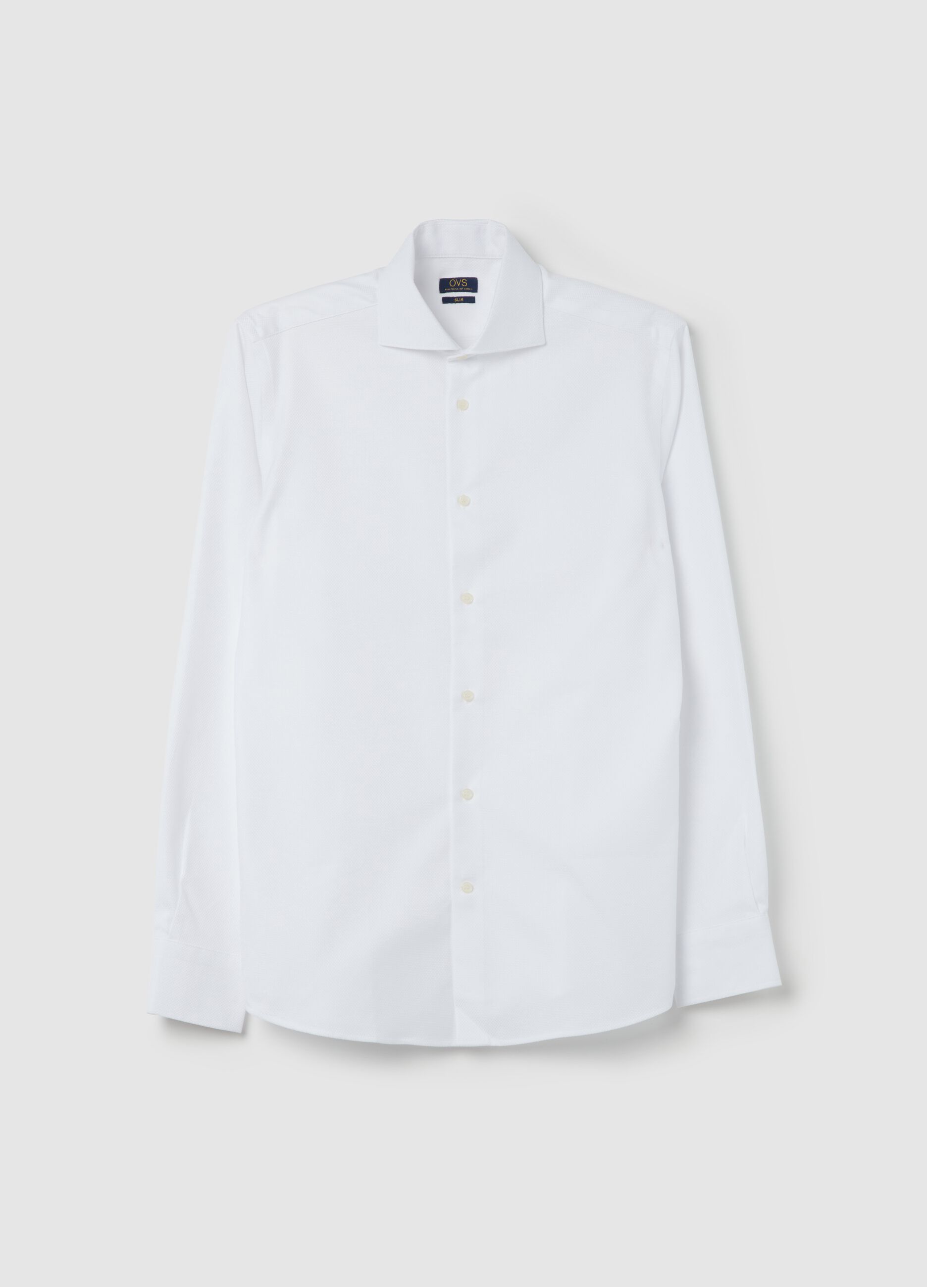 Slim-fit shirt with cut-away collar