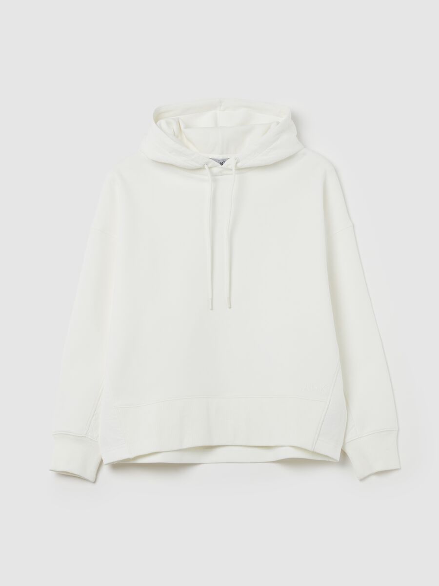 Hooded sweatshirt_4