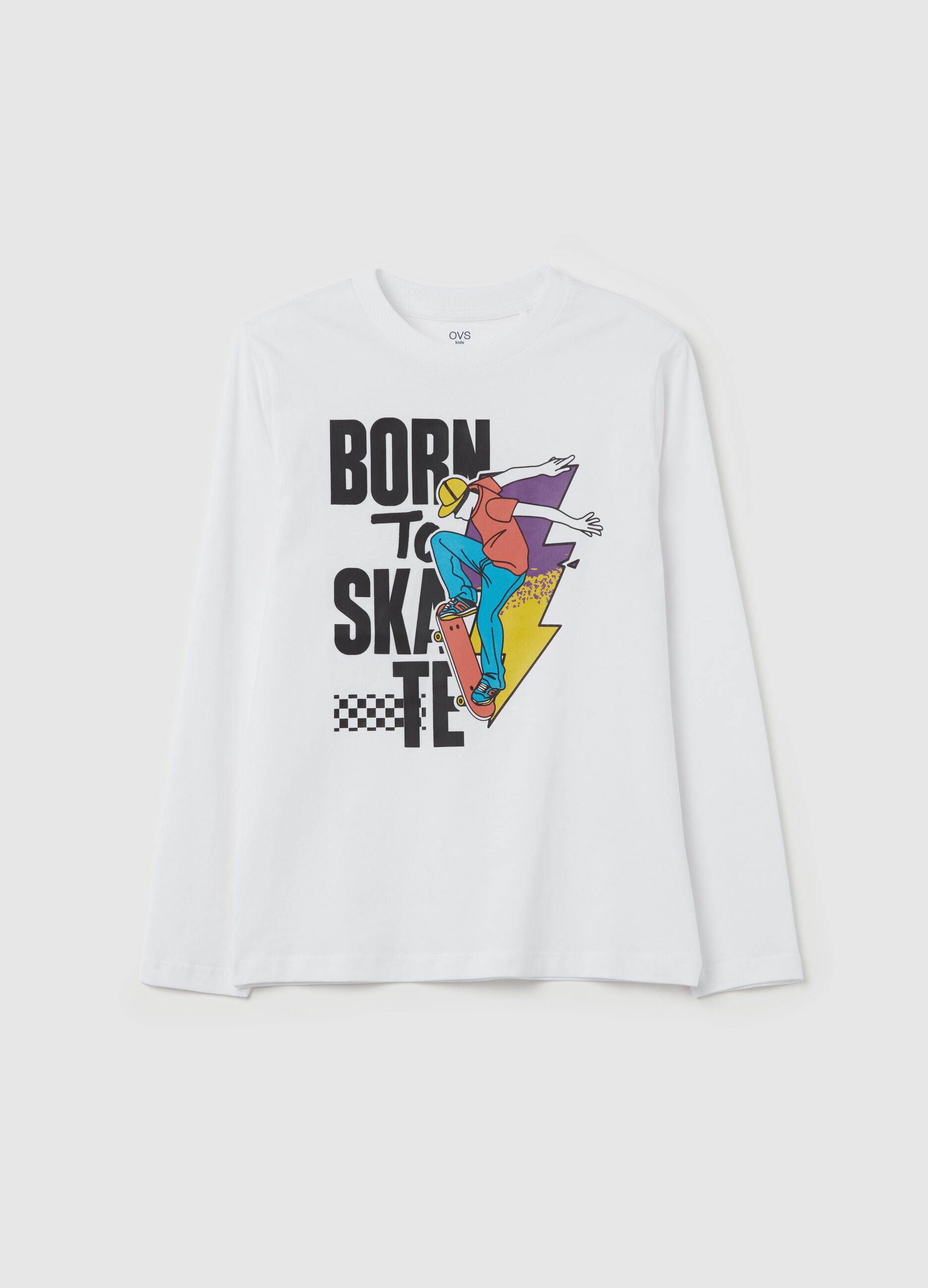 T-shirt with long sleeves and "Born to Skate” print