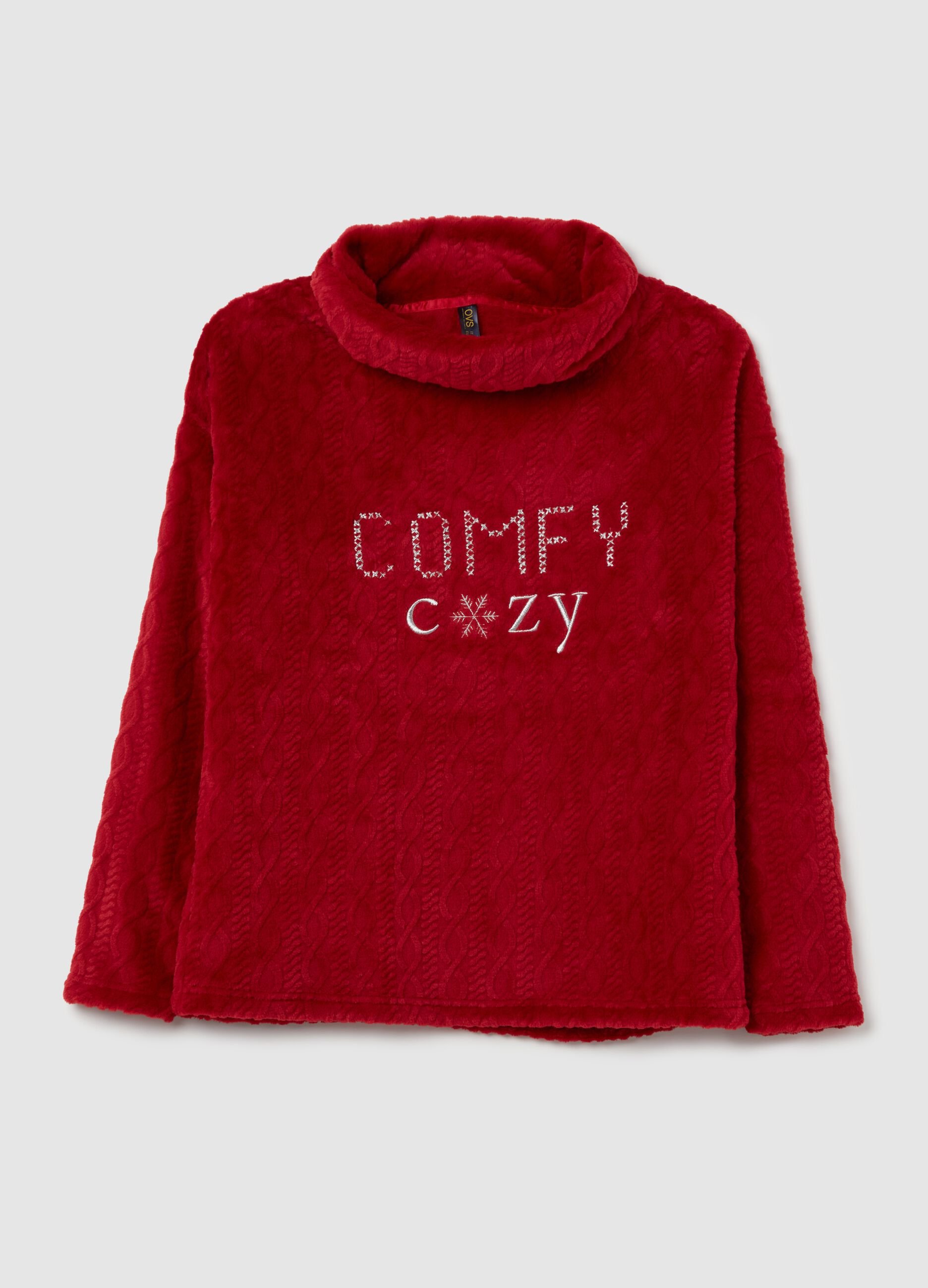 Pyjama top with "Comfy Cozy" embroidery