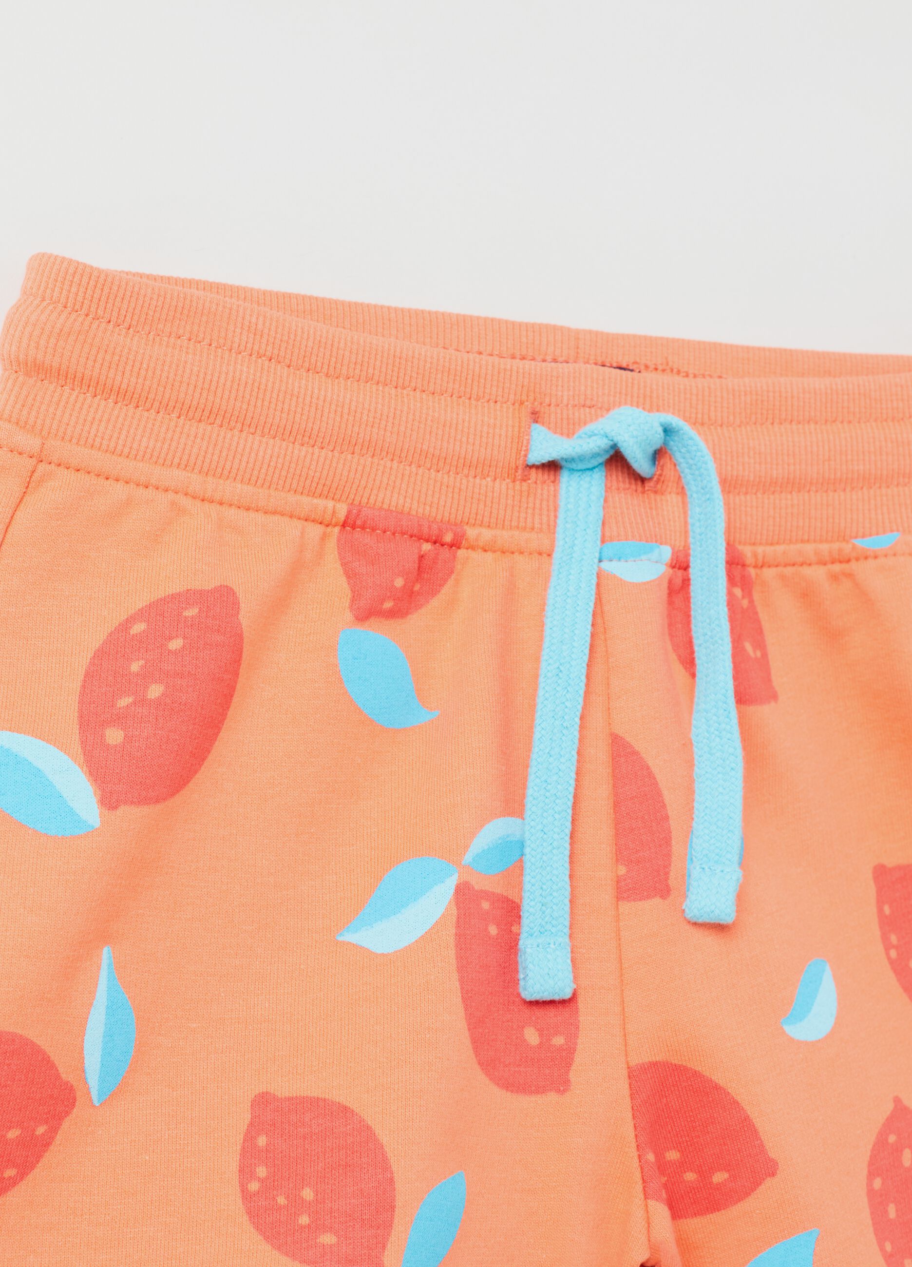 Cotton shorts with drawstring and print