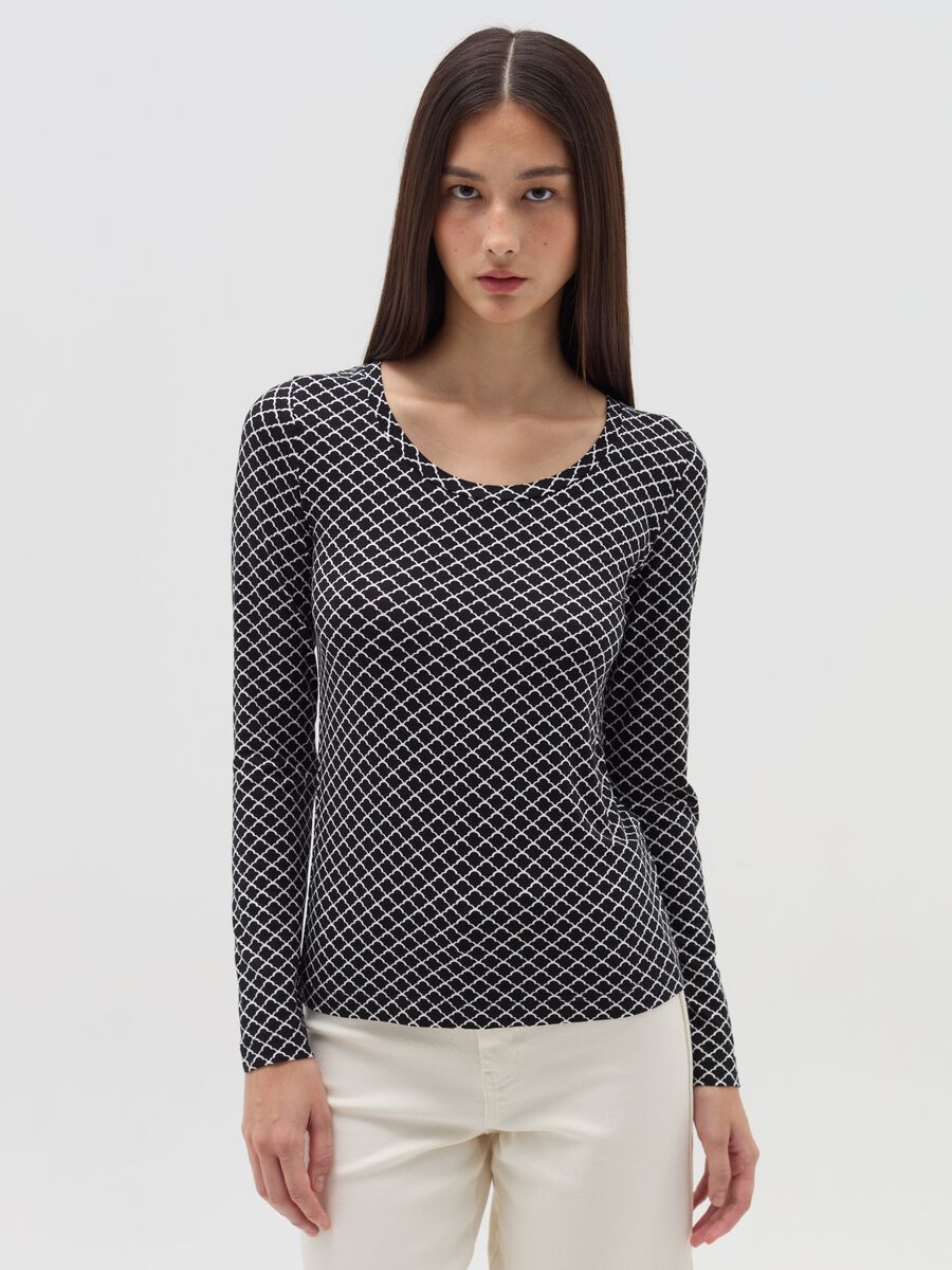 Patterned long-sleeved T-shirt_1