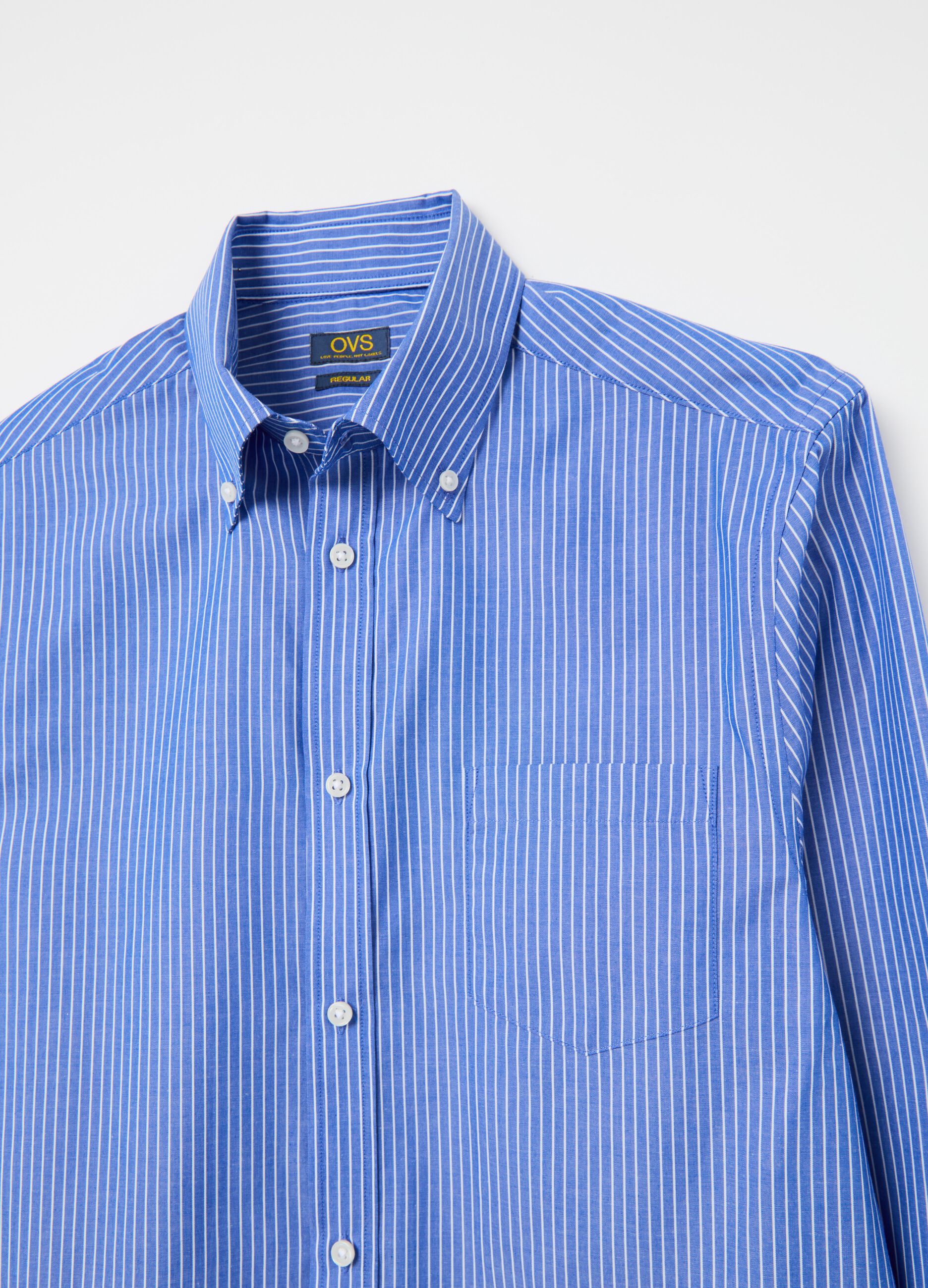 Regular-fit shirt with striped pattern