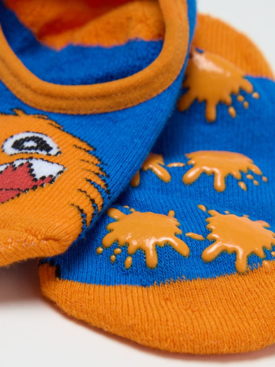 Slipper socks with little monster design_2