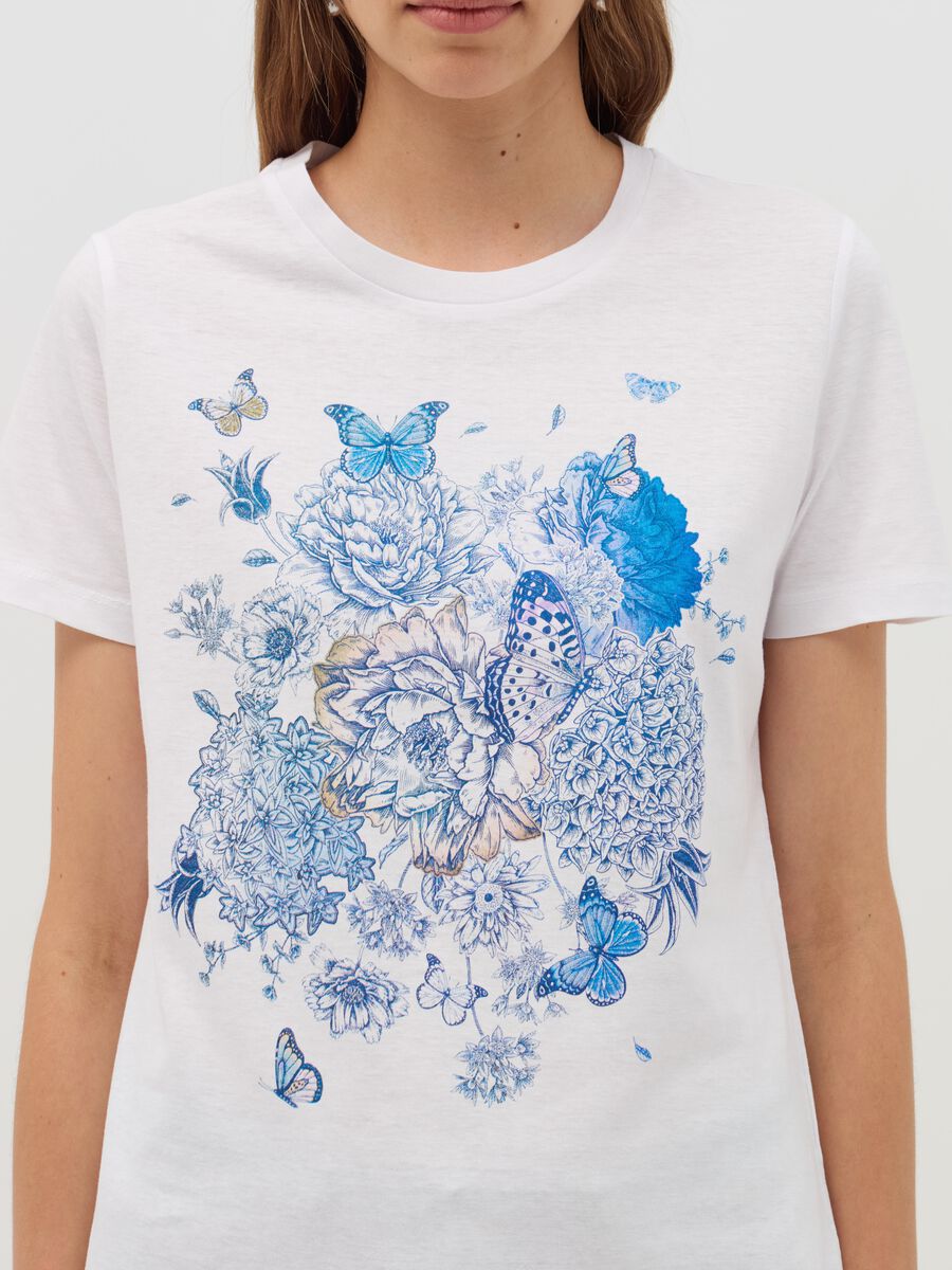 T-shirt with butterflies with flowers print_3