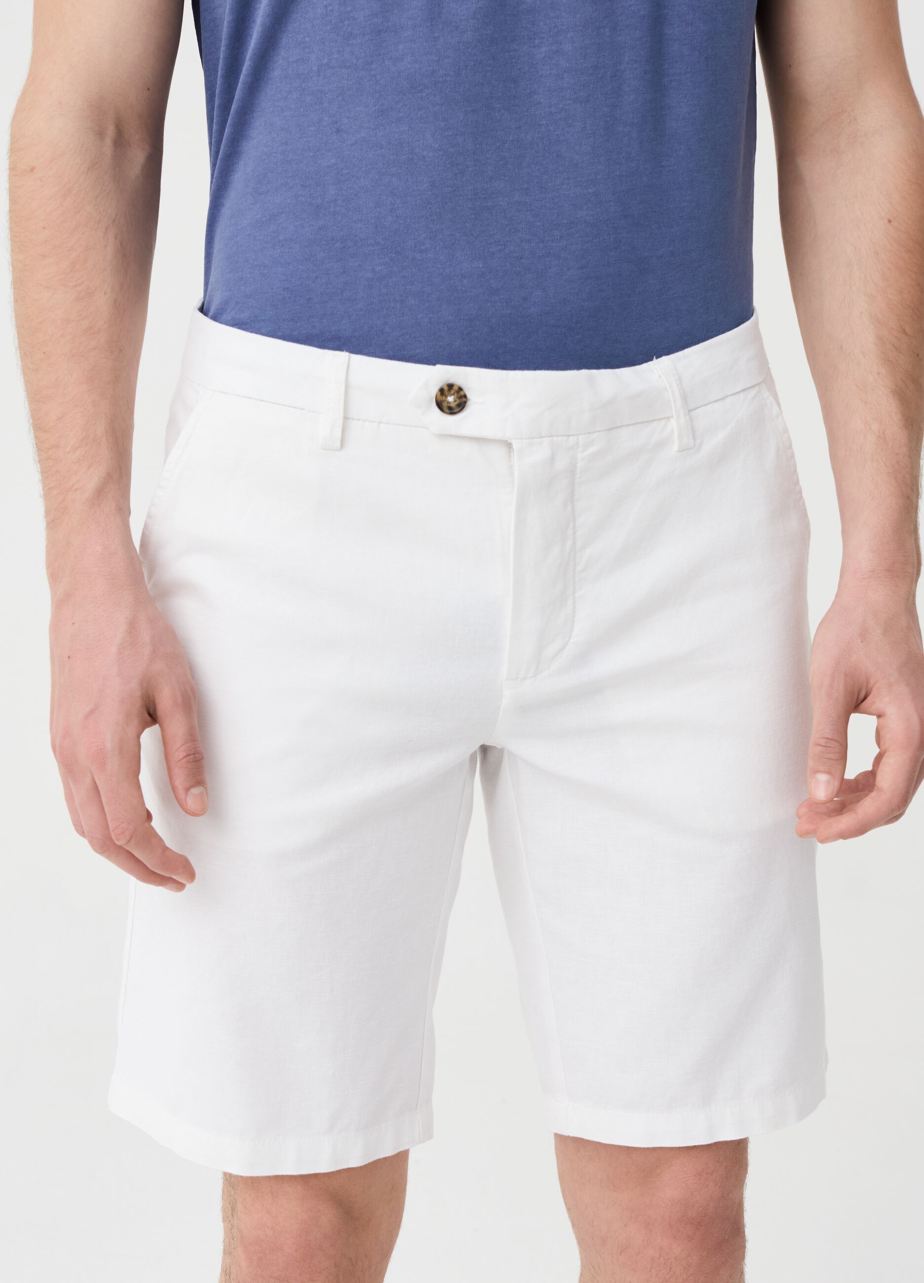 Bermuda shorts in linen and cotton