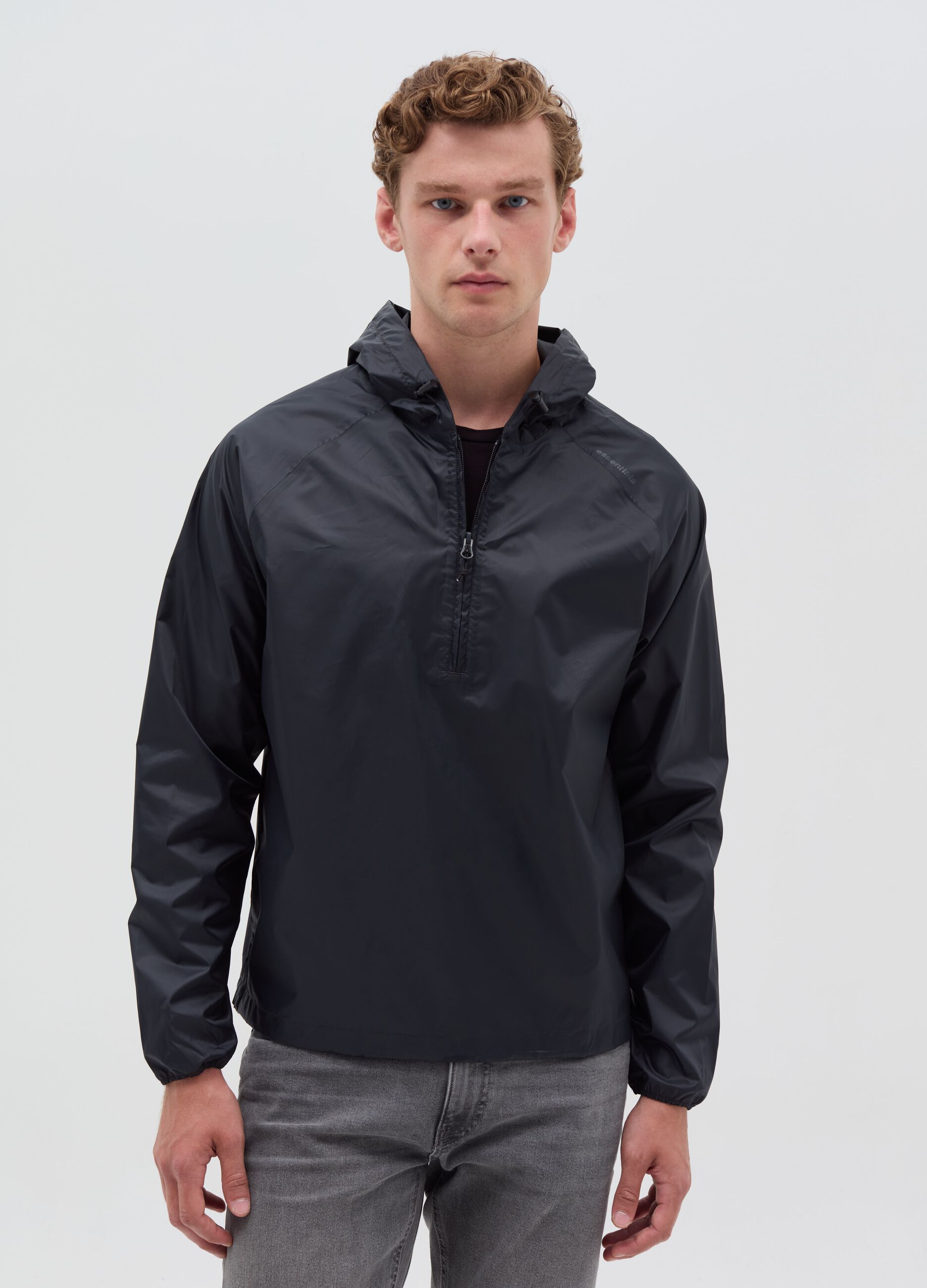 Essential waterproof half-zip jacket