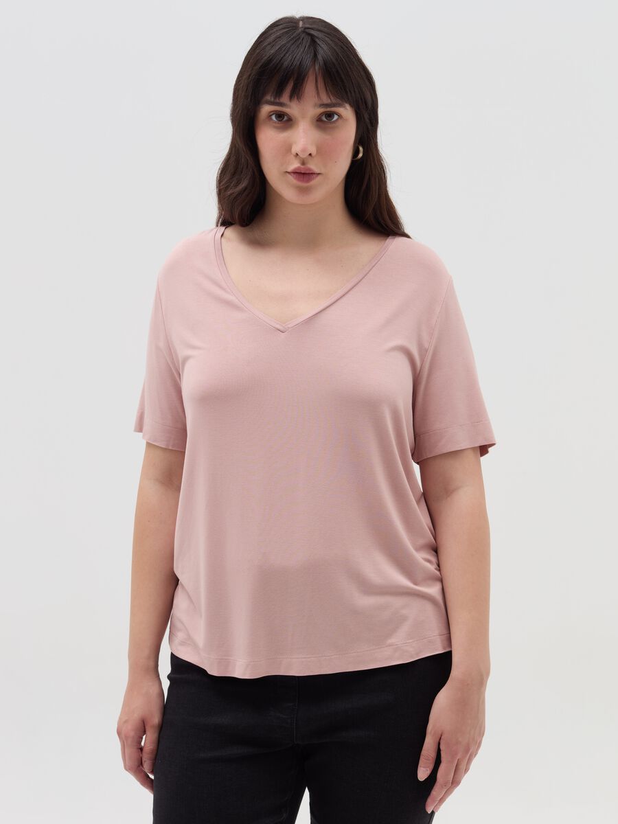 Camiseta con cuello de pico Curvy_1