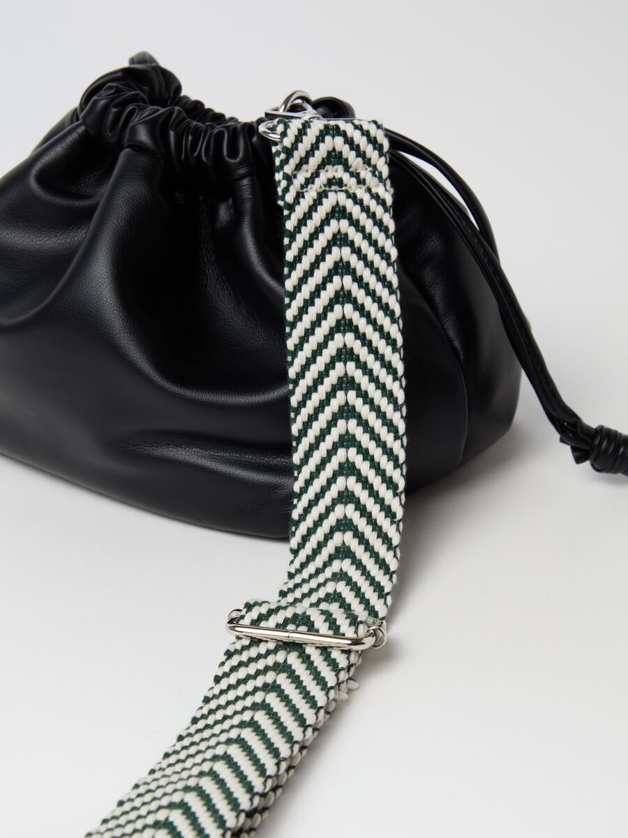 Adjustable herringbone shoulder strap_2