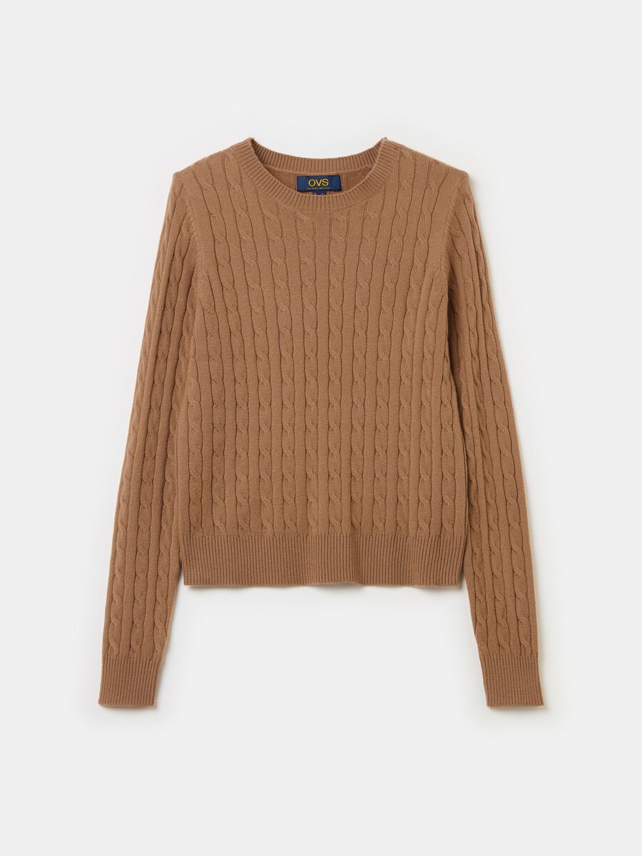 Ribbed pullover with cable-knit design_4