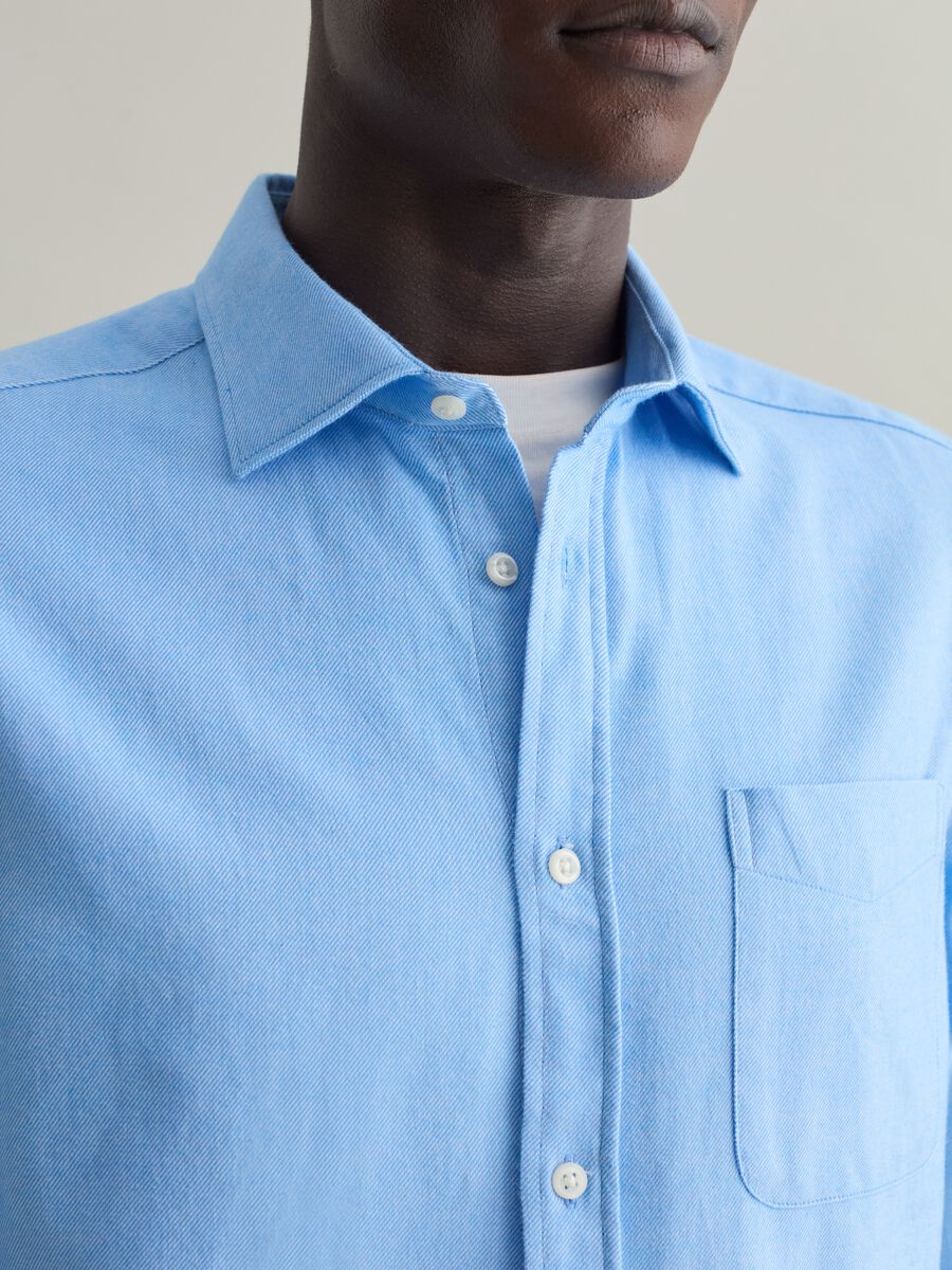 Cotton twill shirt with pocket_2