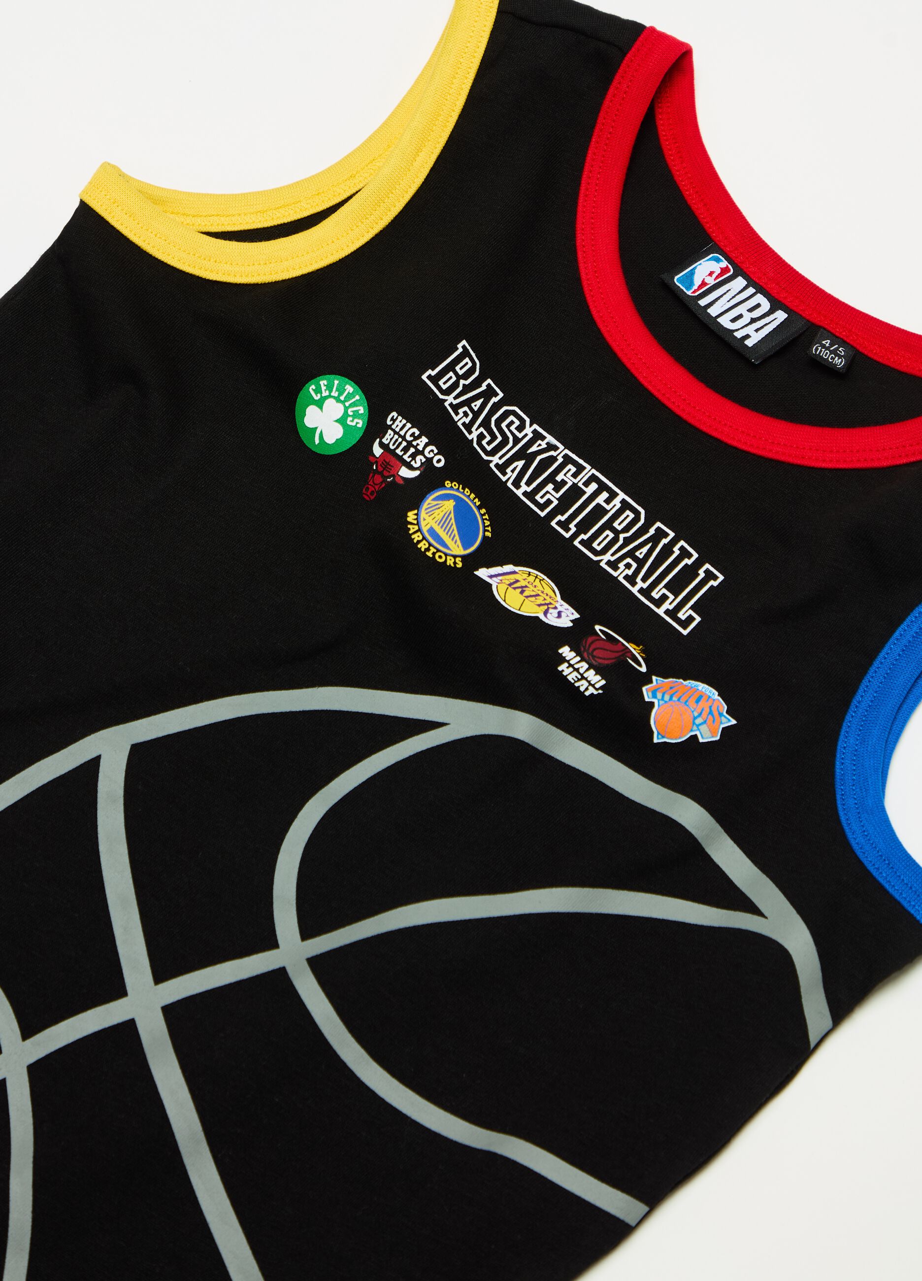 Racerback vest with NBA teams’ logos print