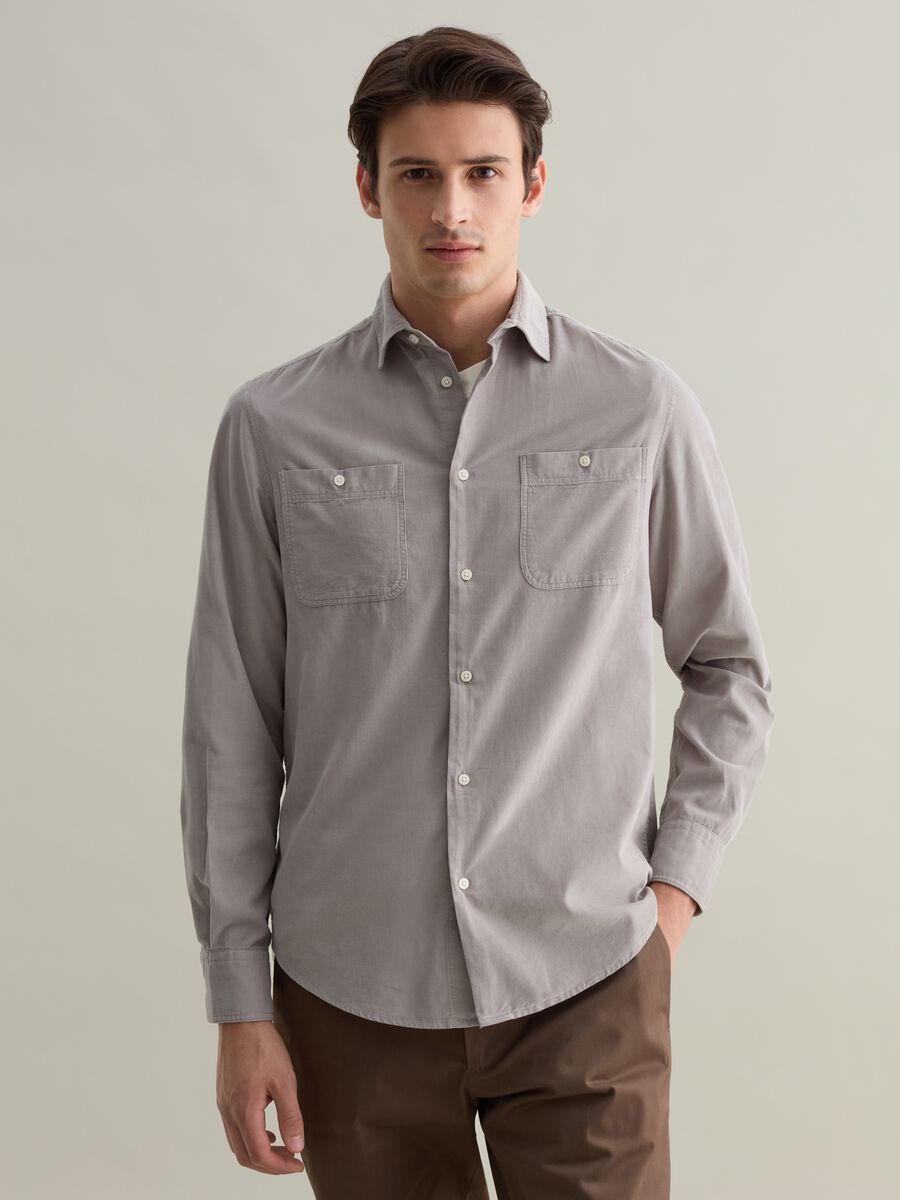 Contemporary cotton shirt with pockets_0