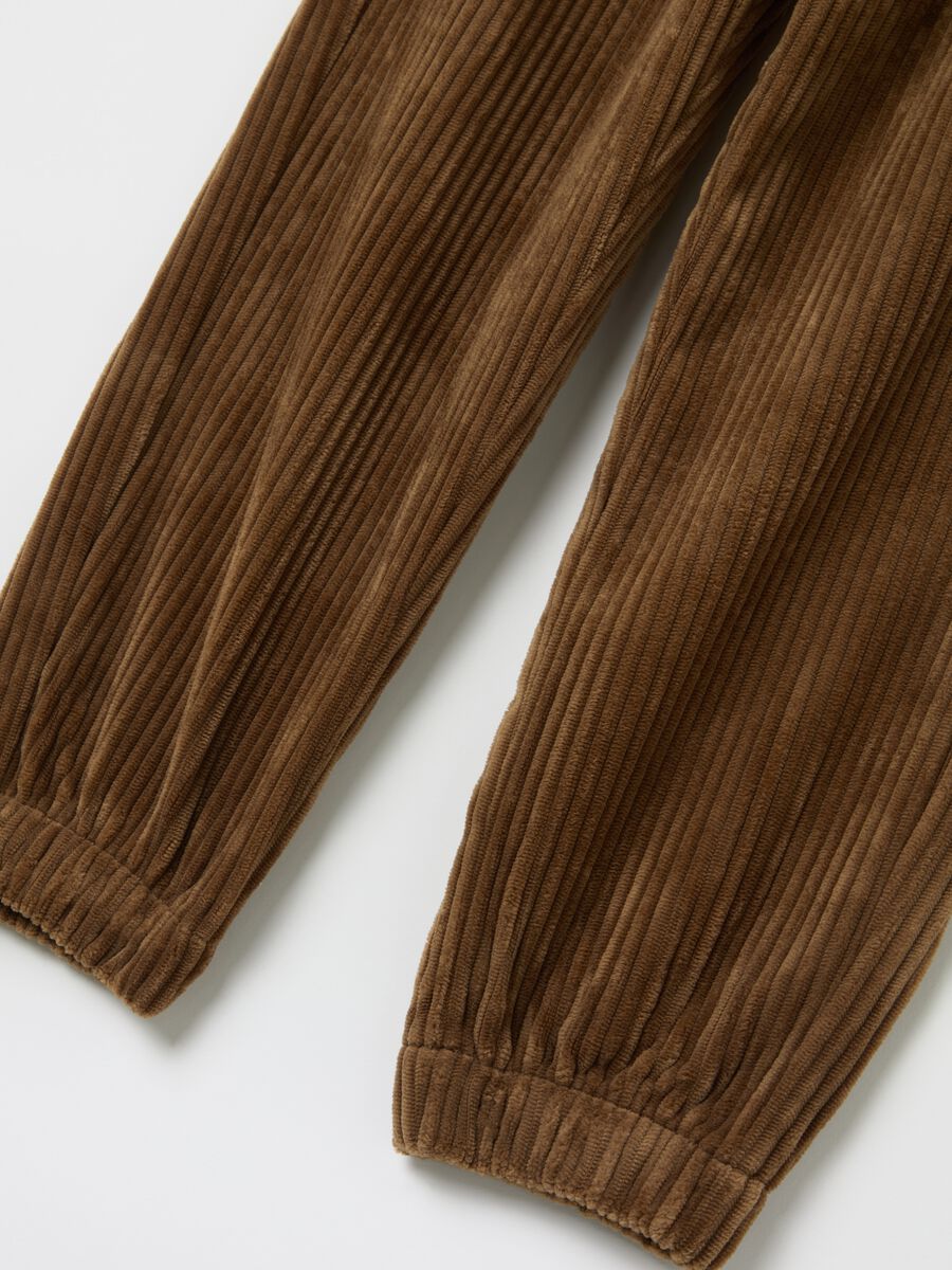 Corduroy jogger trousers with drawstring_3