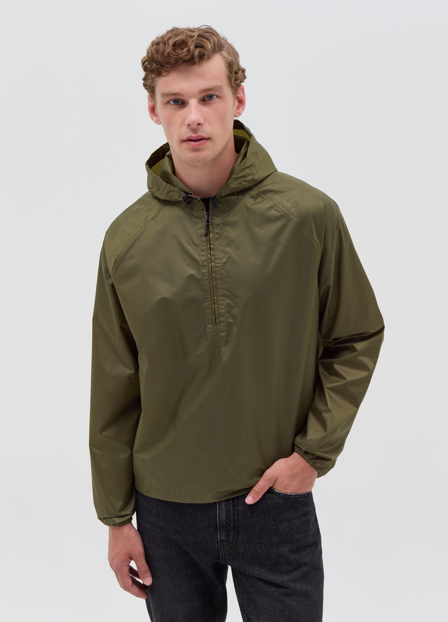 Essential waterproof half-zip jacket