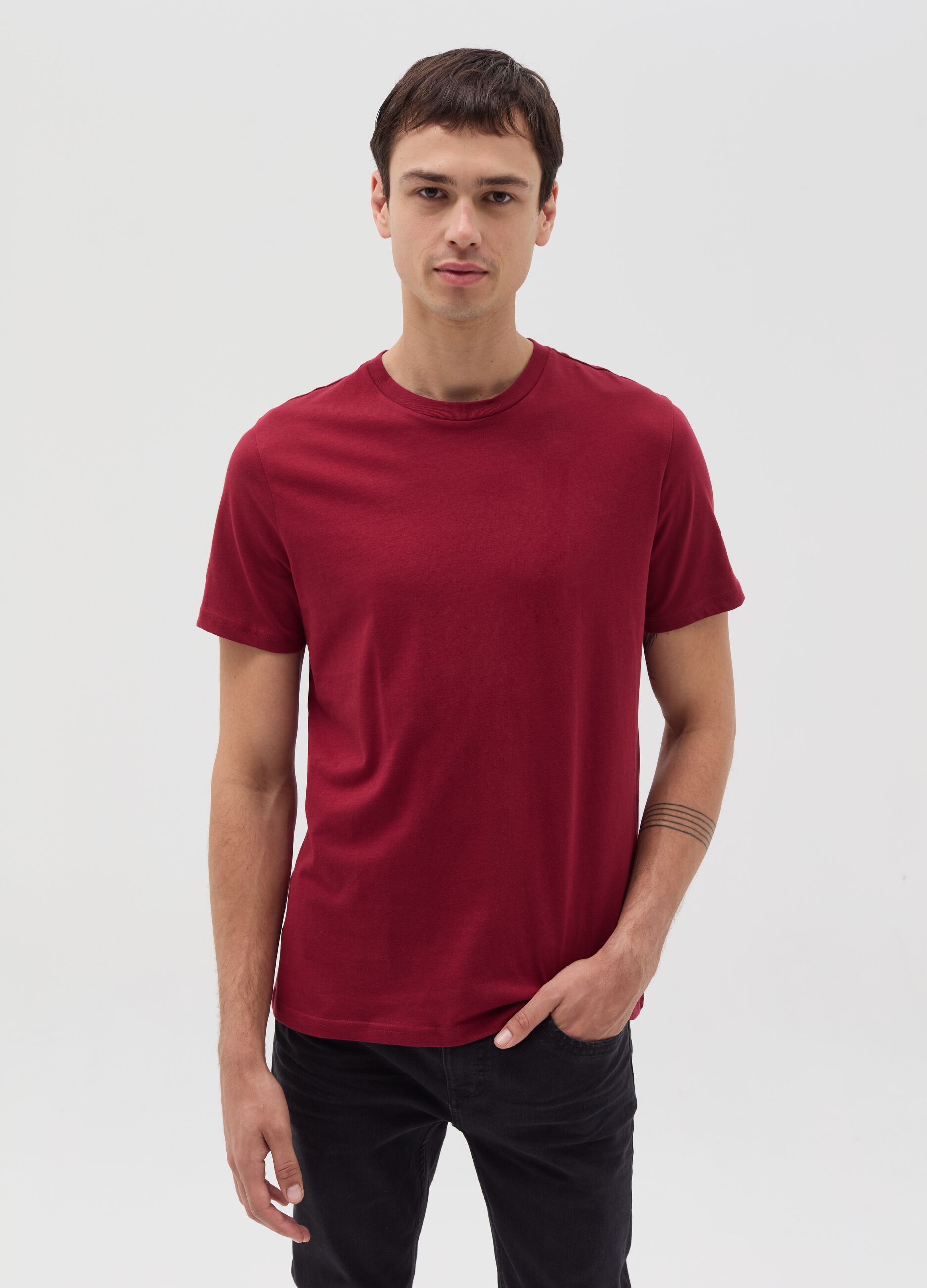 Cotton T-shirt with round neck