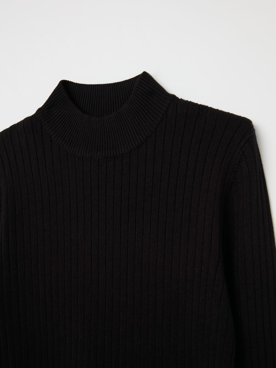 Flat ribbed top with mock neck_5