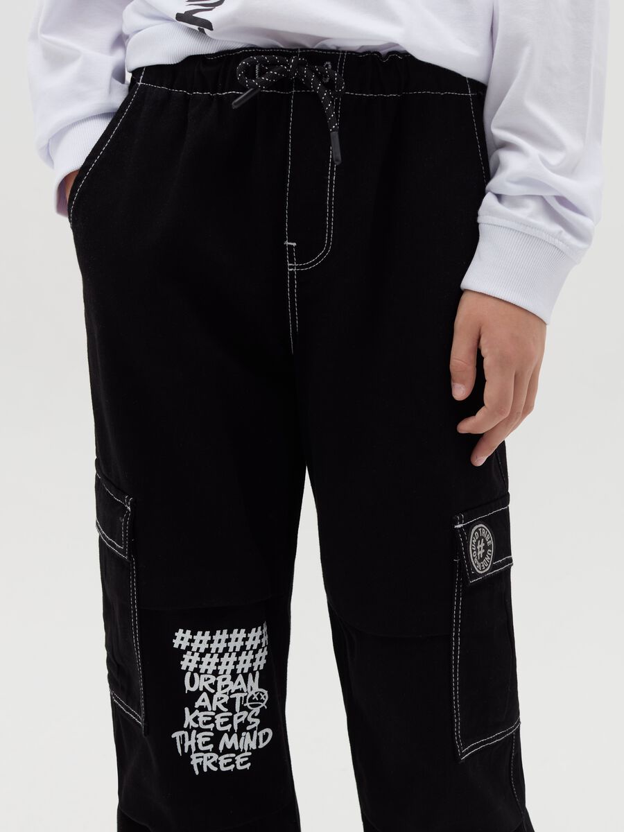 Cargo joggers with drawstring and print_2