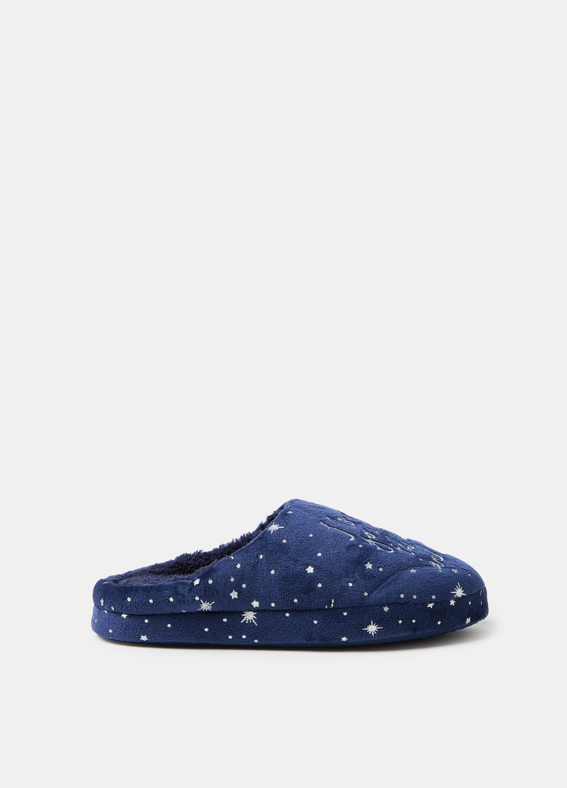 Velour slippers with stars and lettering