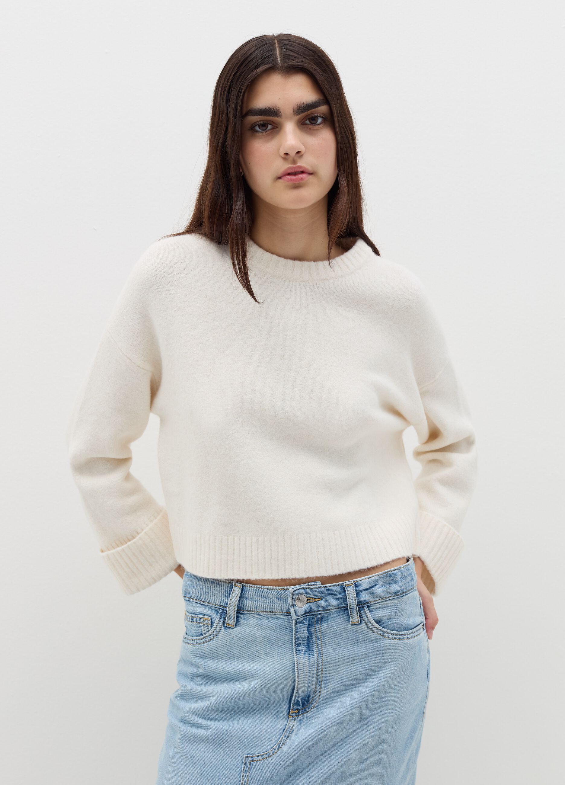 Pullover crop con risvolti