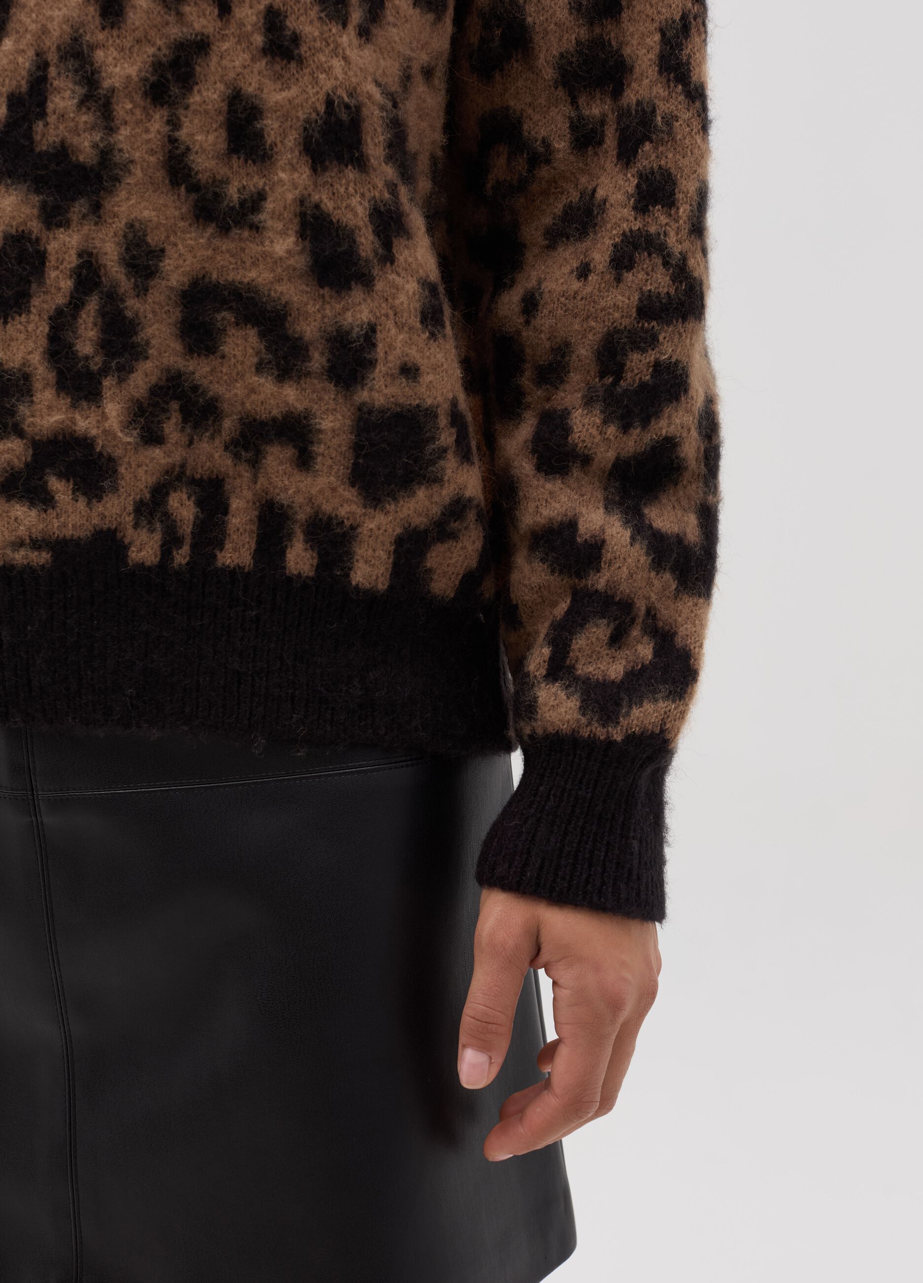 Pullover con motivo animalier