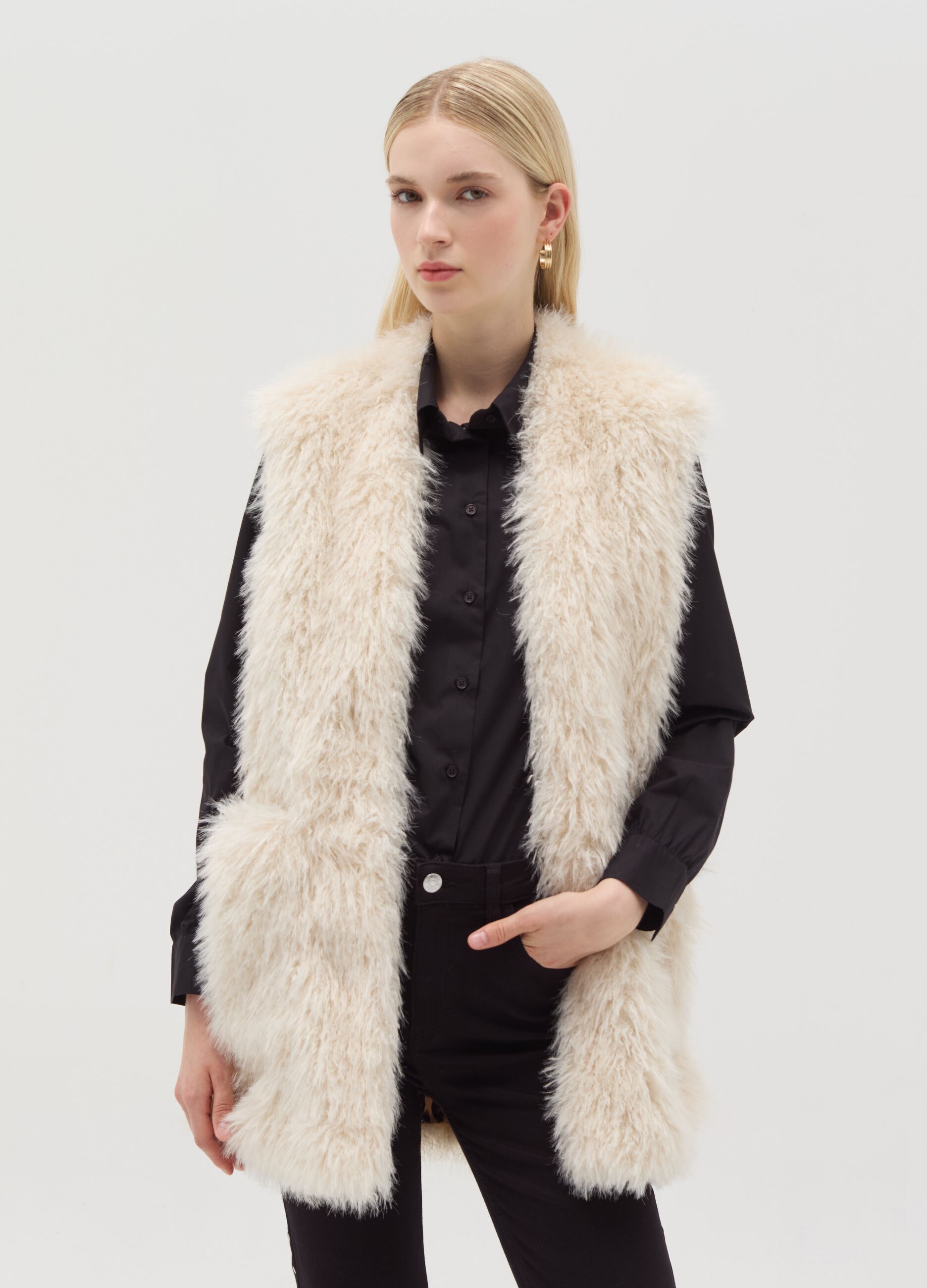 Open gilet in furry yarn