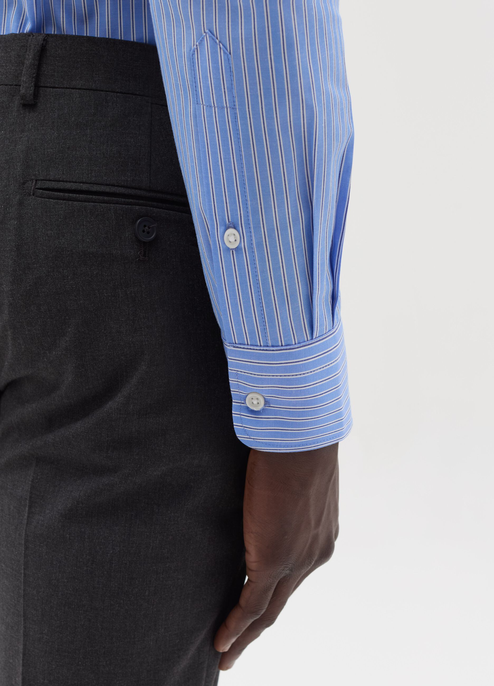 Slim-fit striped shirt with button-down collar