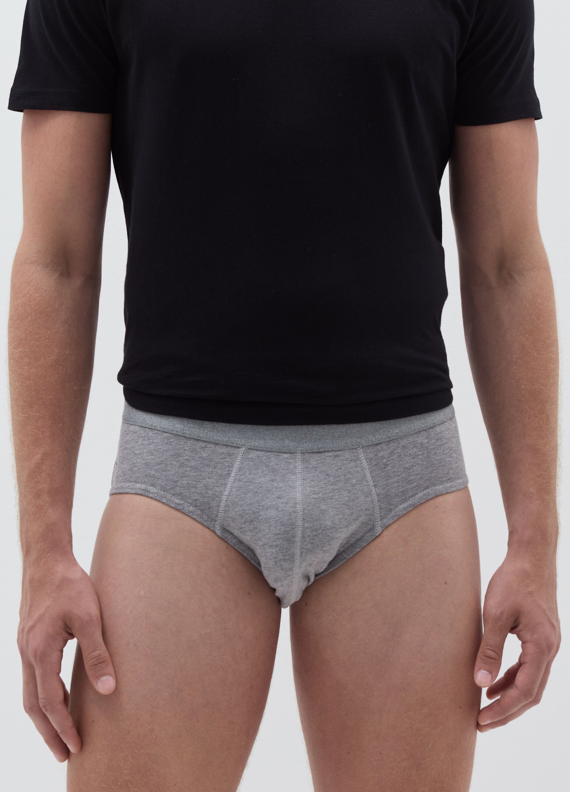 Three-pack briefs with external elastic