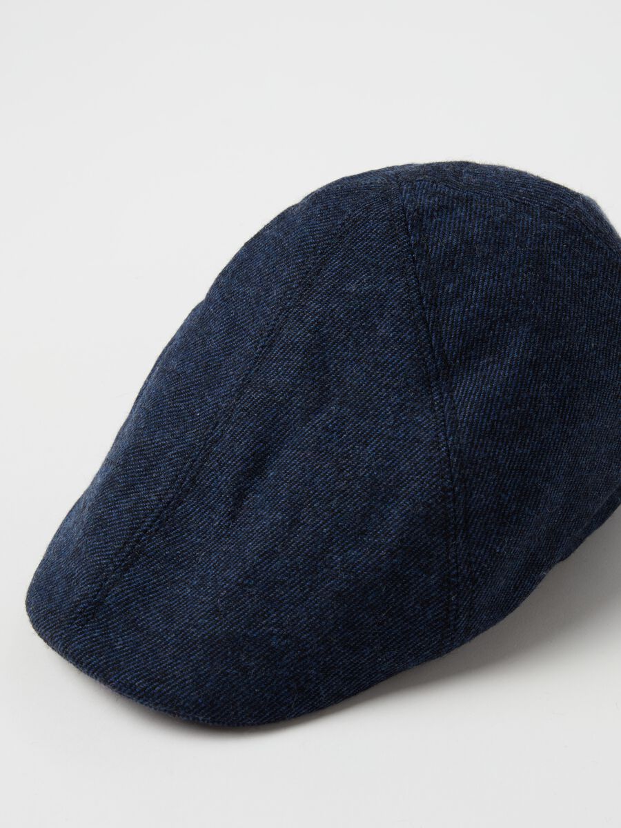 Flat cap with striped weave_1